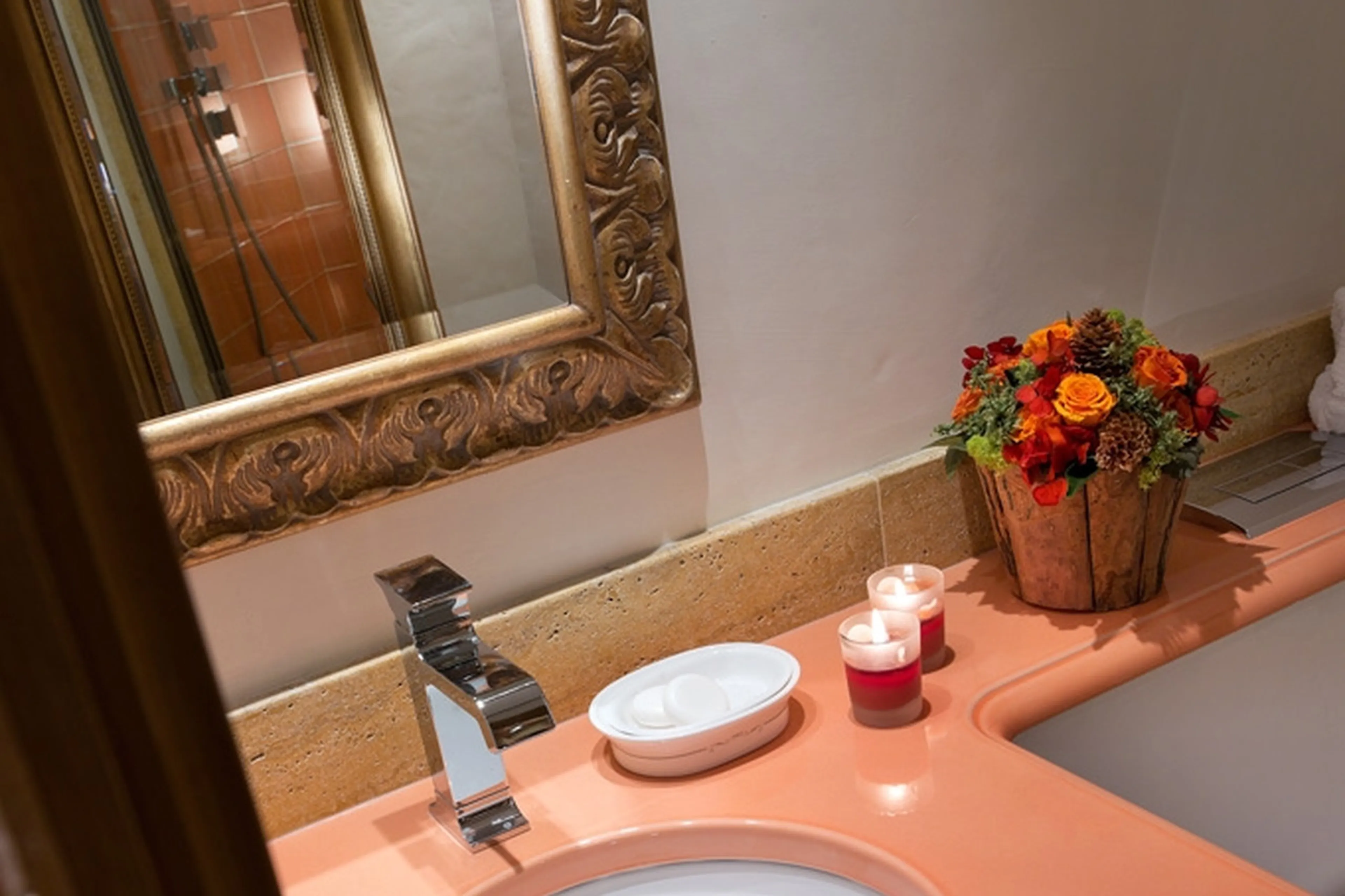 En-suite shower room in Apartment Jardin Alpin in Courchevel 1850