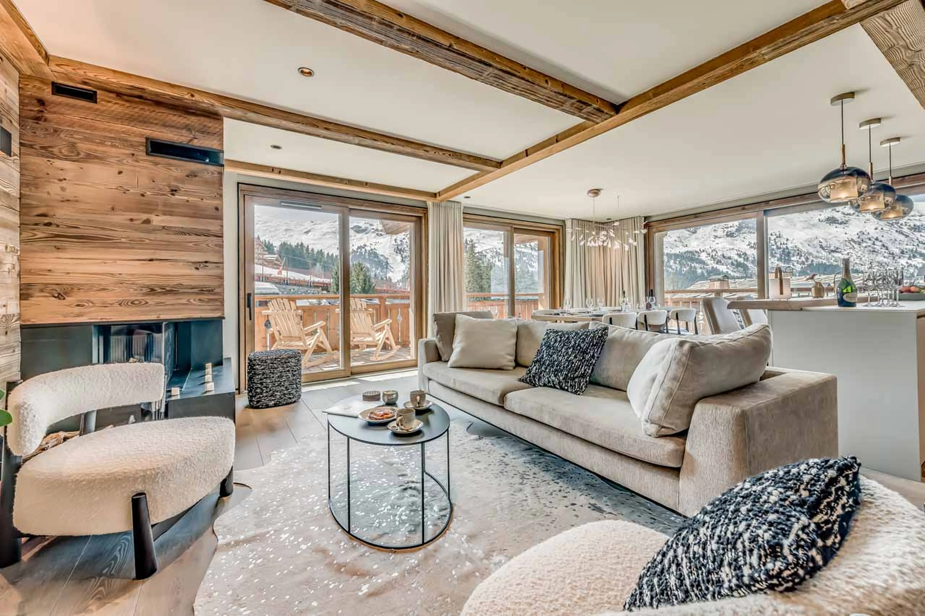 Doors open out onto balcony at Apartment Josanne in Meribel