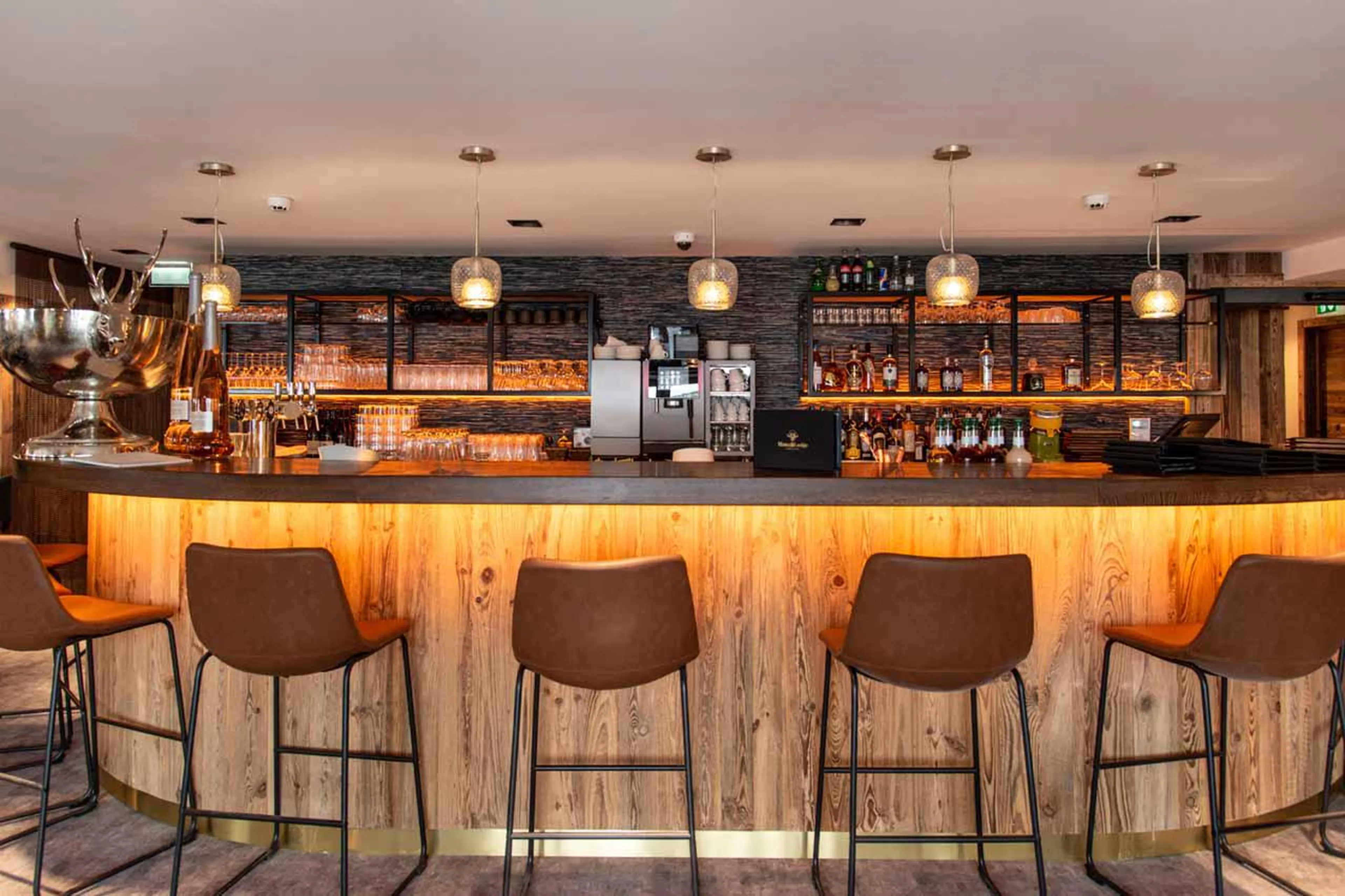 Bar in Manali Lodge at Apartment Kinabalu in Courchevel 1650