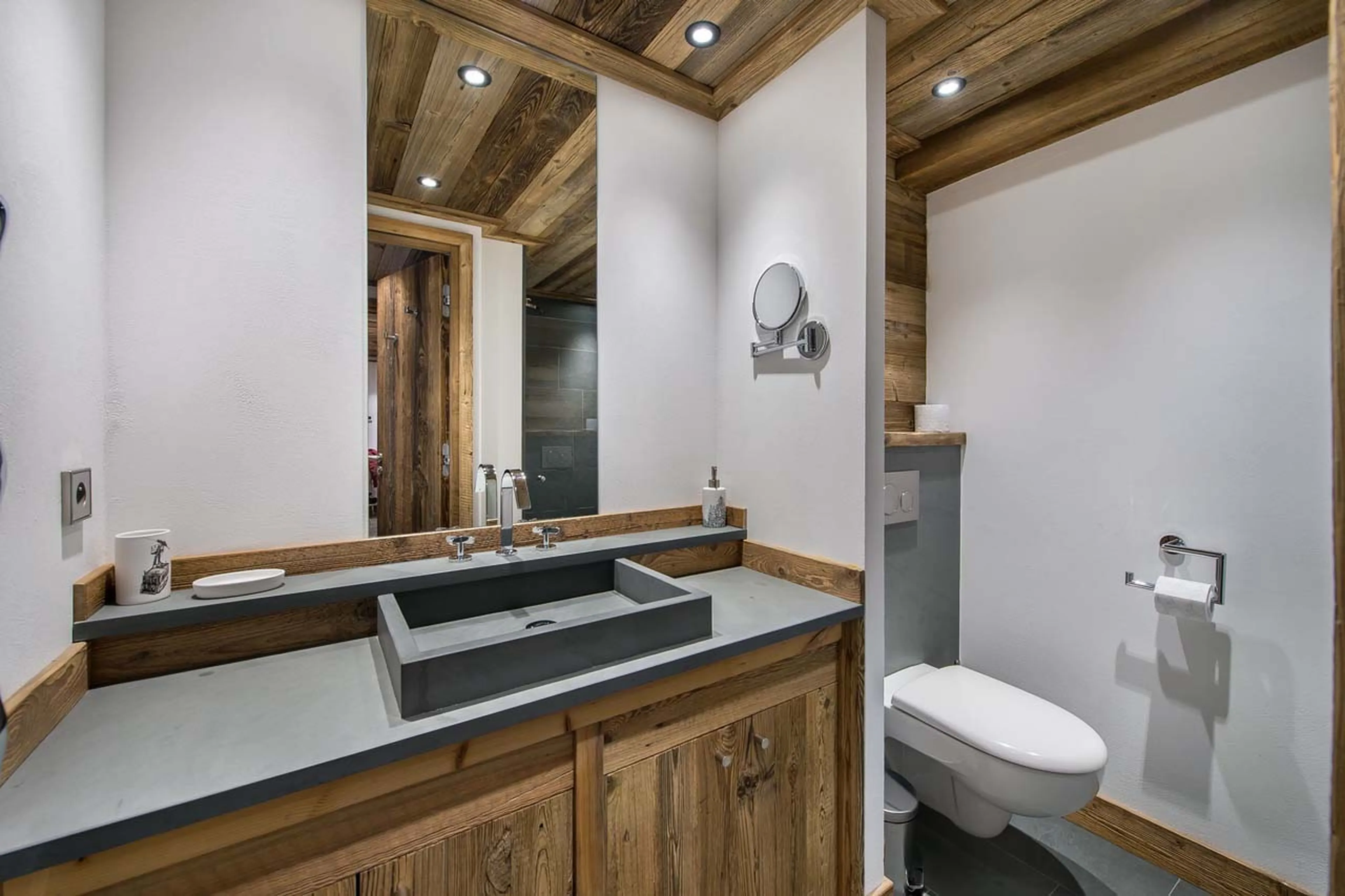 Bathroom three at Apartment La Canadienne 3 in Val d'Isere