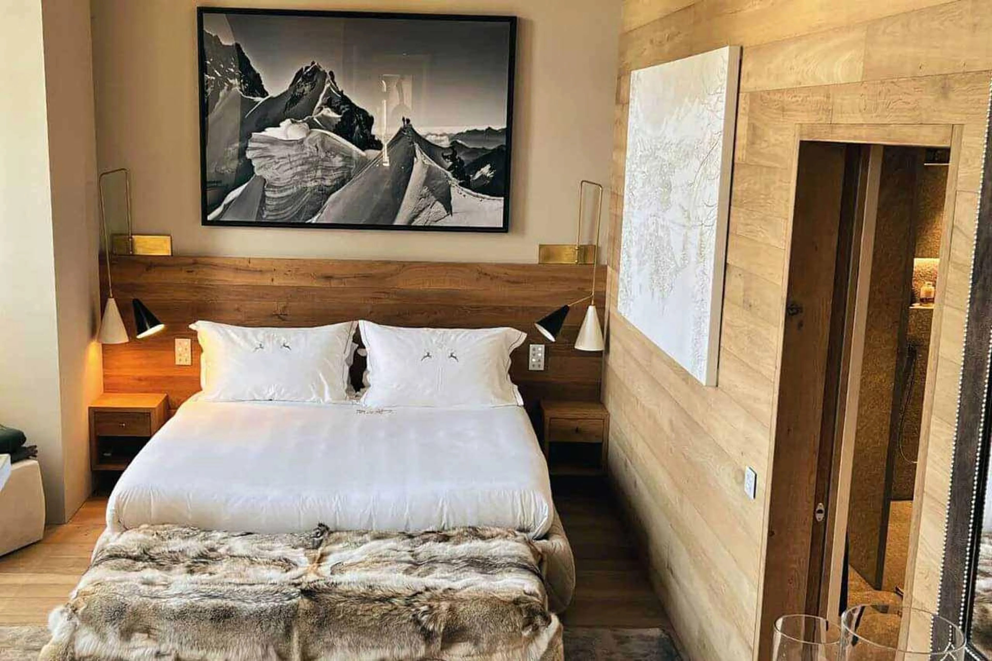 Double bedroom in Apartment Lain Alpin, St Moritz