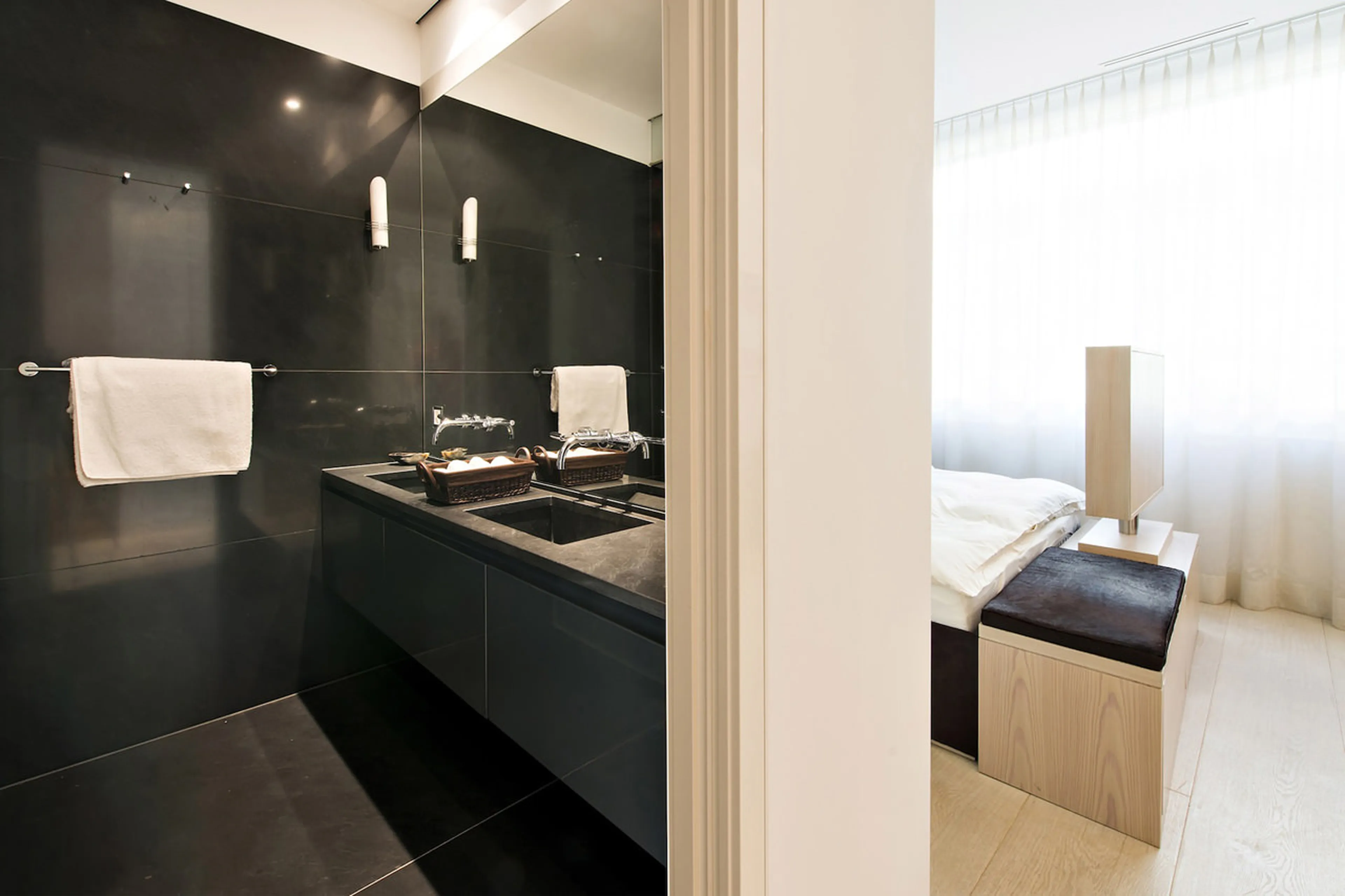 En-suite bathroom in Apartment Lakeside in St Moritz