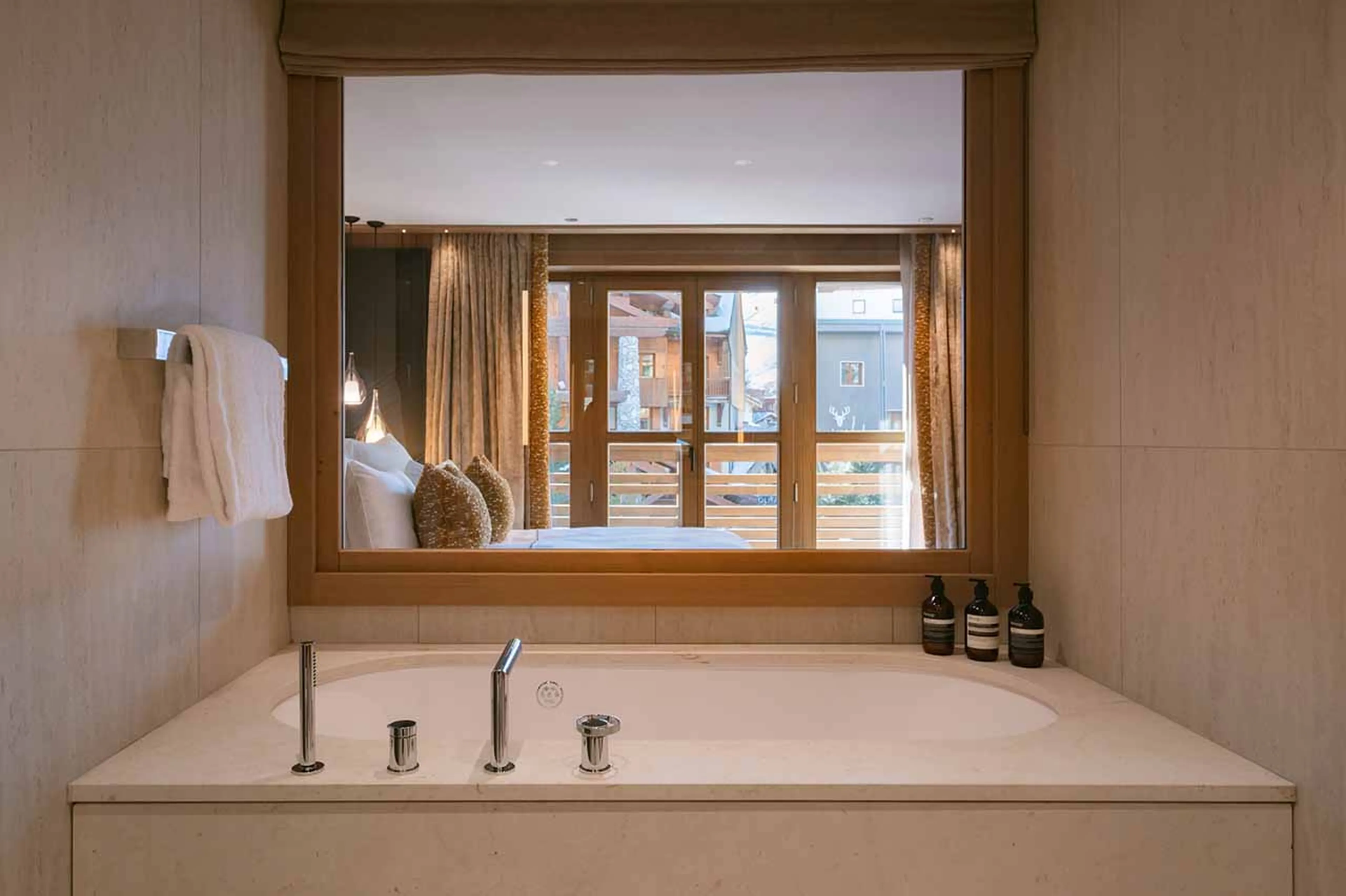 Bedroom 1 ensuite at Apartment Solene in Val d'Isere