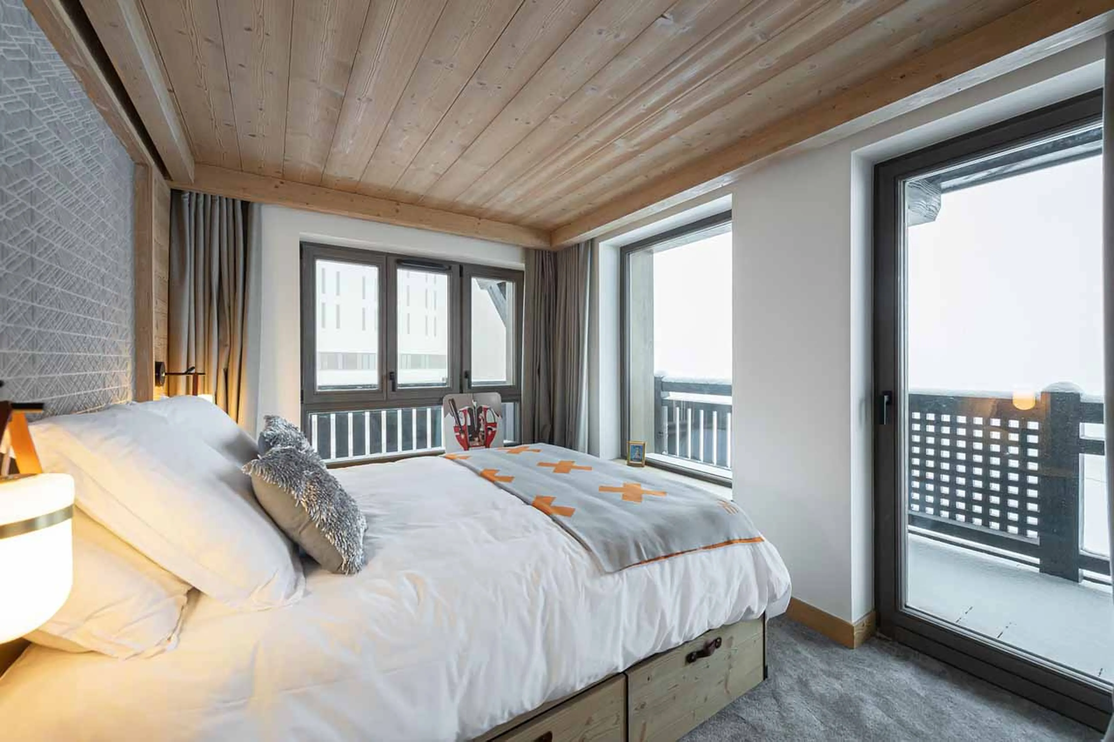 Bedroom two at Apartment Le Septieme Ciel in Courchevel 1850