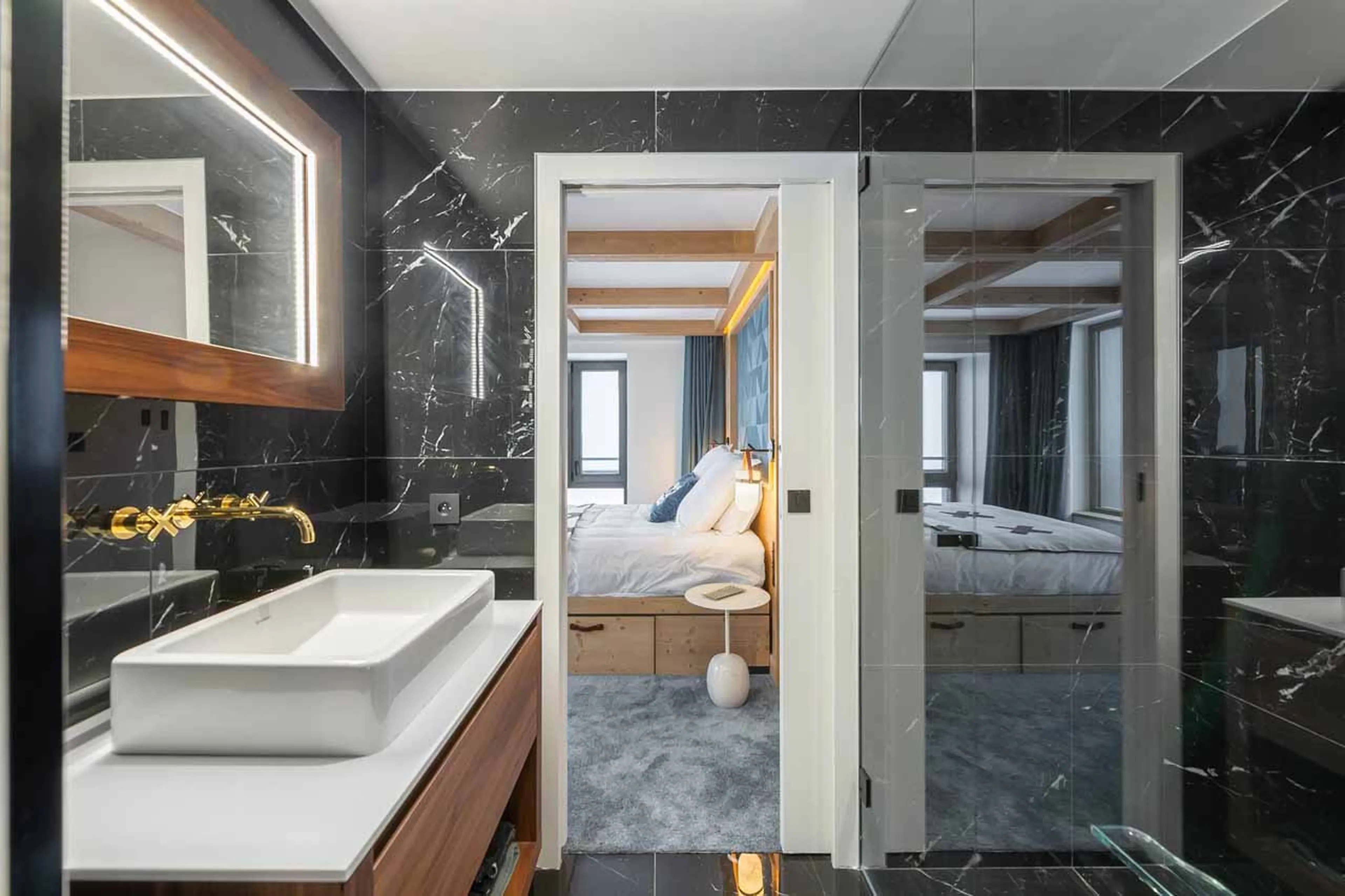 Shower room at Apartment Le Septieme Ciel in Courchevel 1850