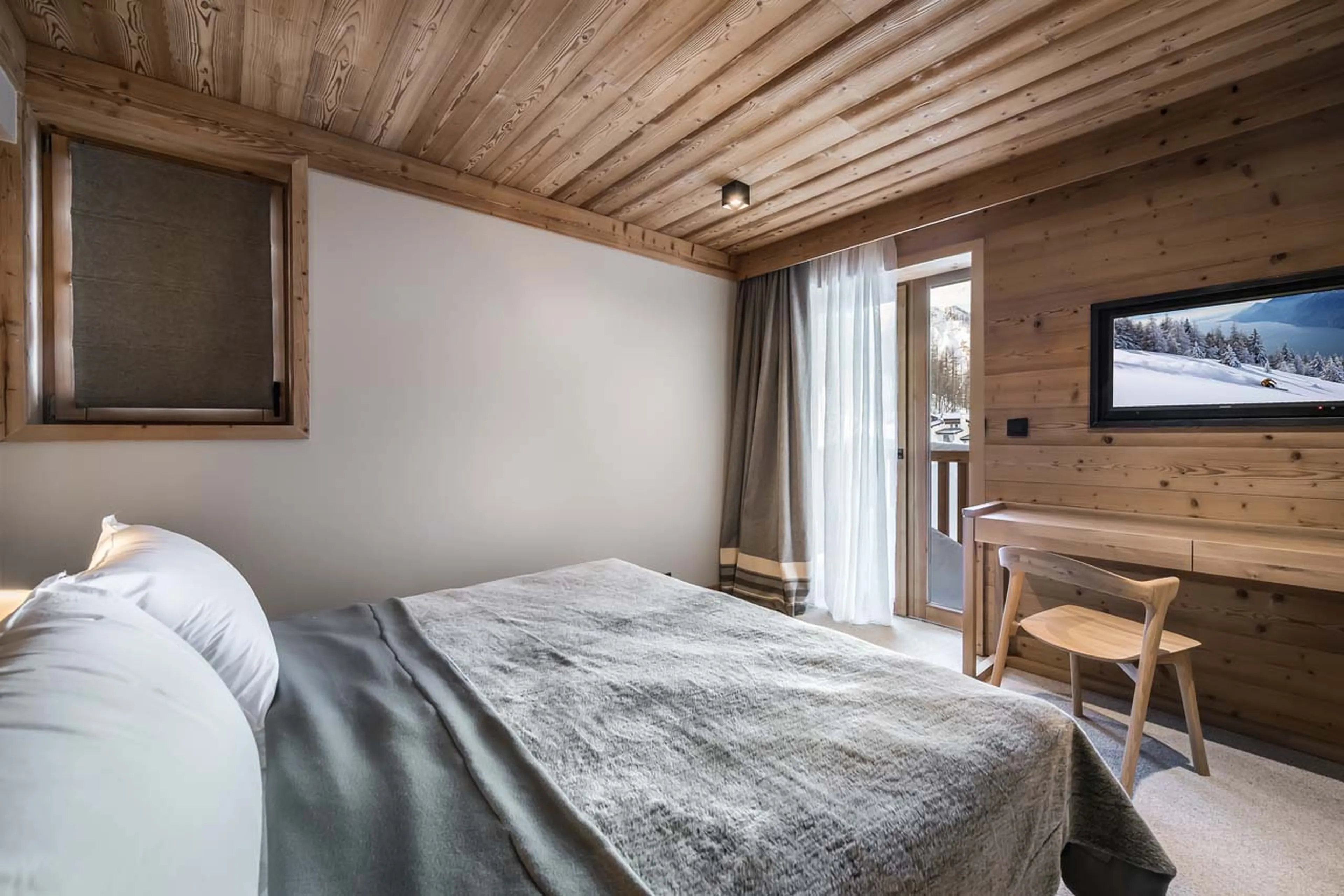 Bedroom three at Apartment Lorenzo in Val d'Isere