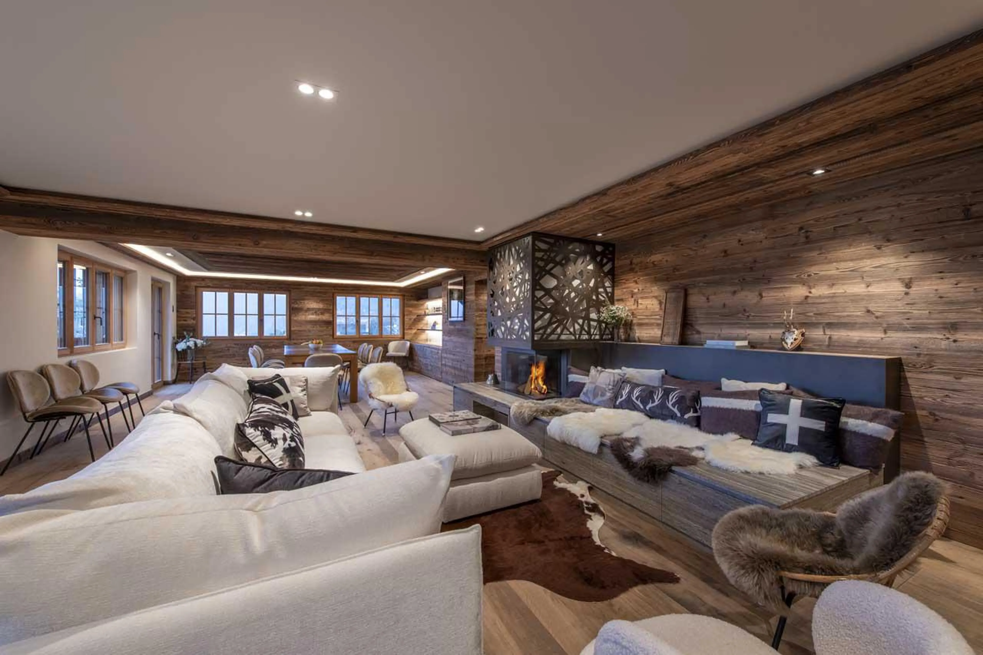 Open-plan living room at Apartment Lussy in Verbier