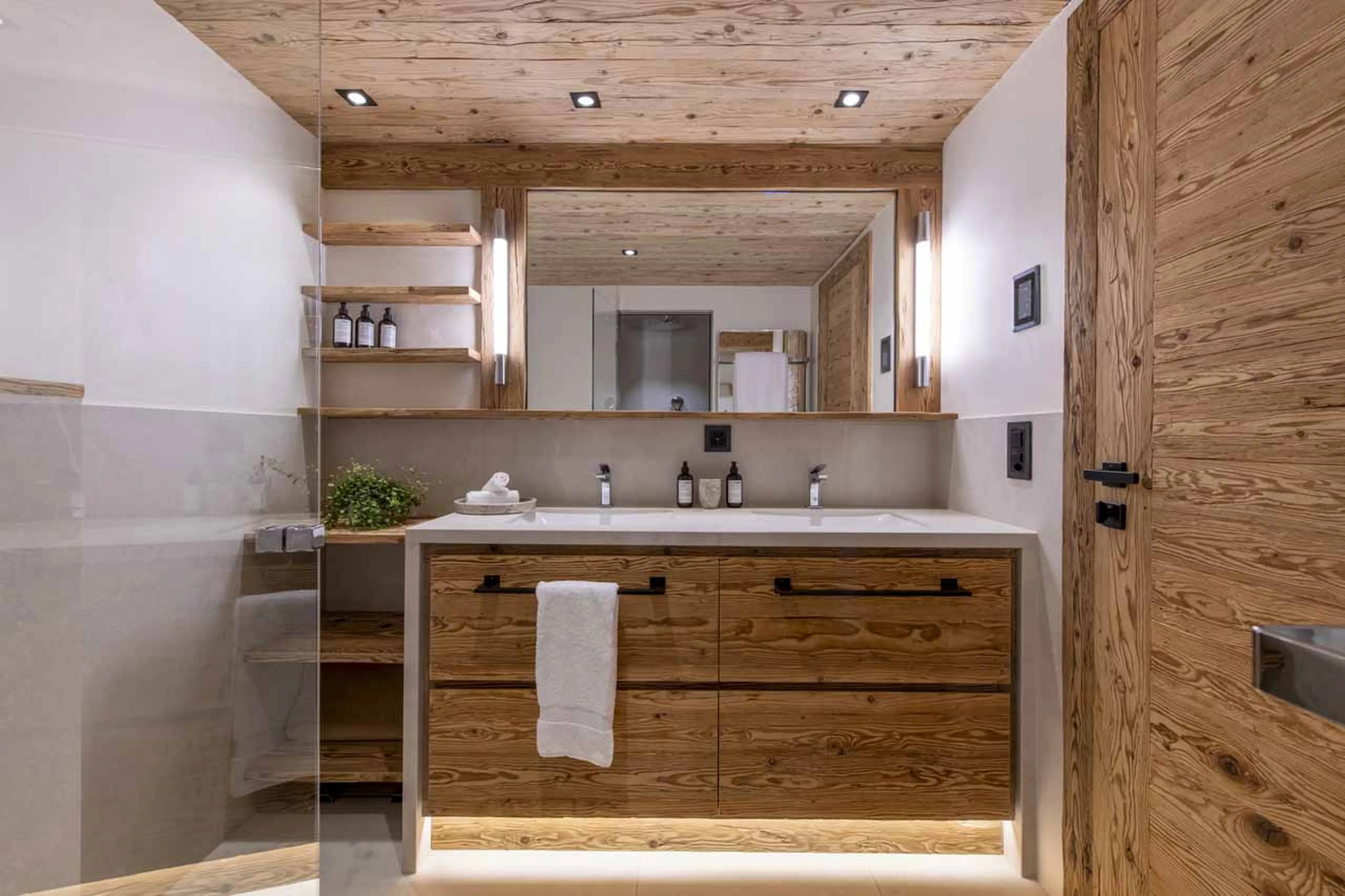 Shower & hammam at Apartment Madelia in Verbier