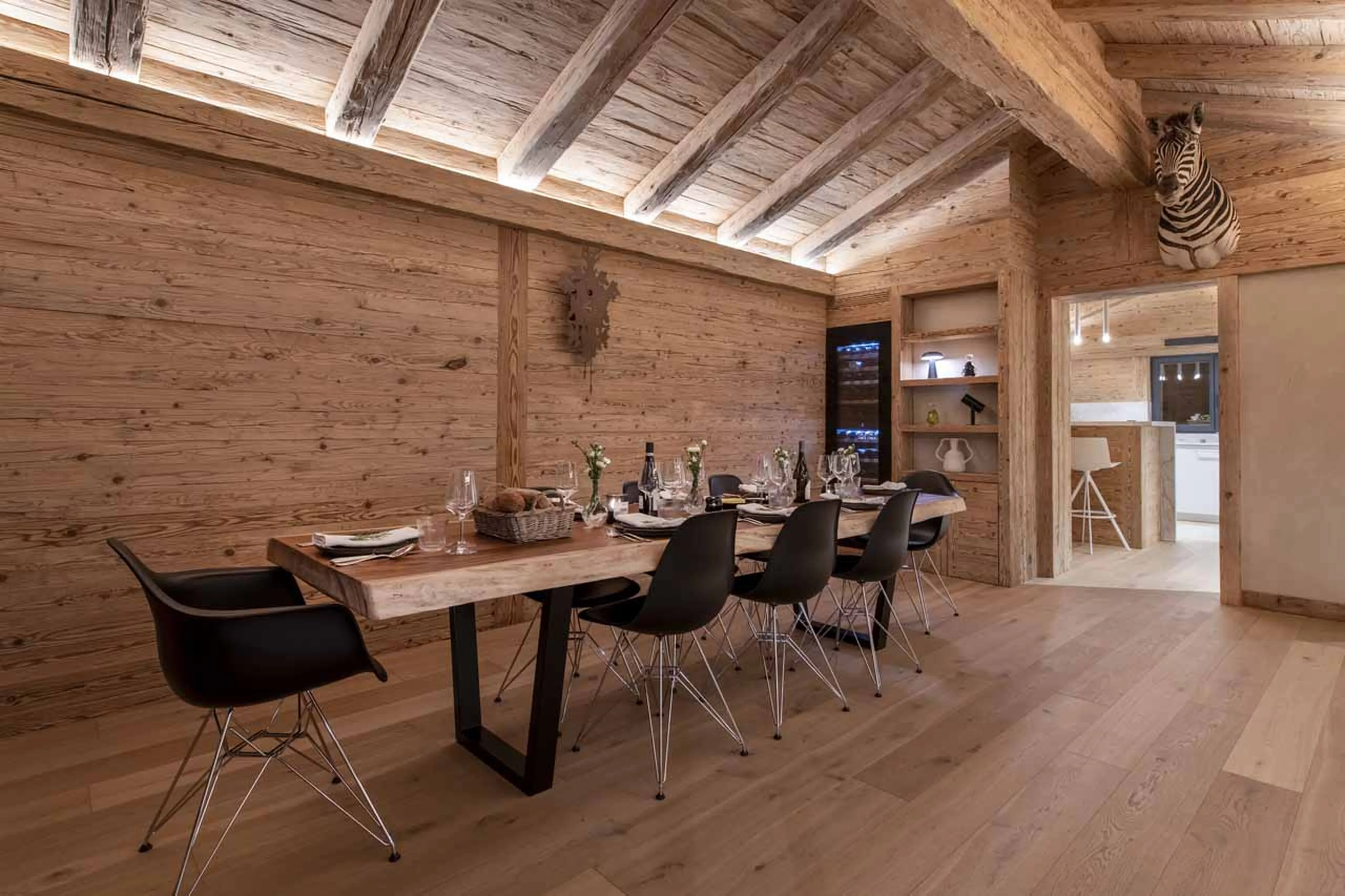 Dining area at night at Apartment Madelia in Verbier