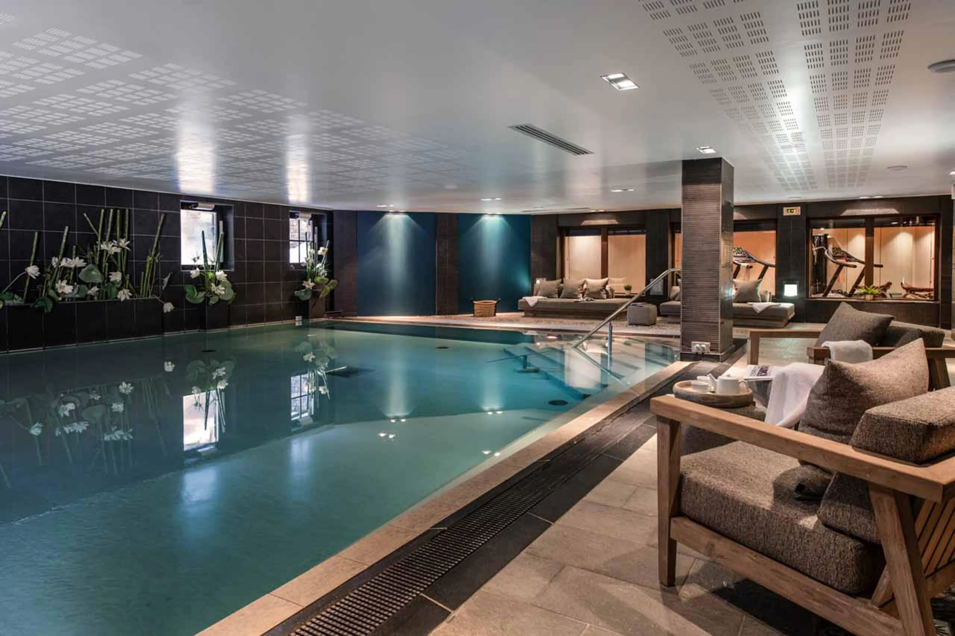Shared swimming pool at Apartment Makalu in Courchevel 1650