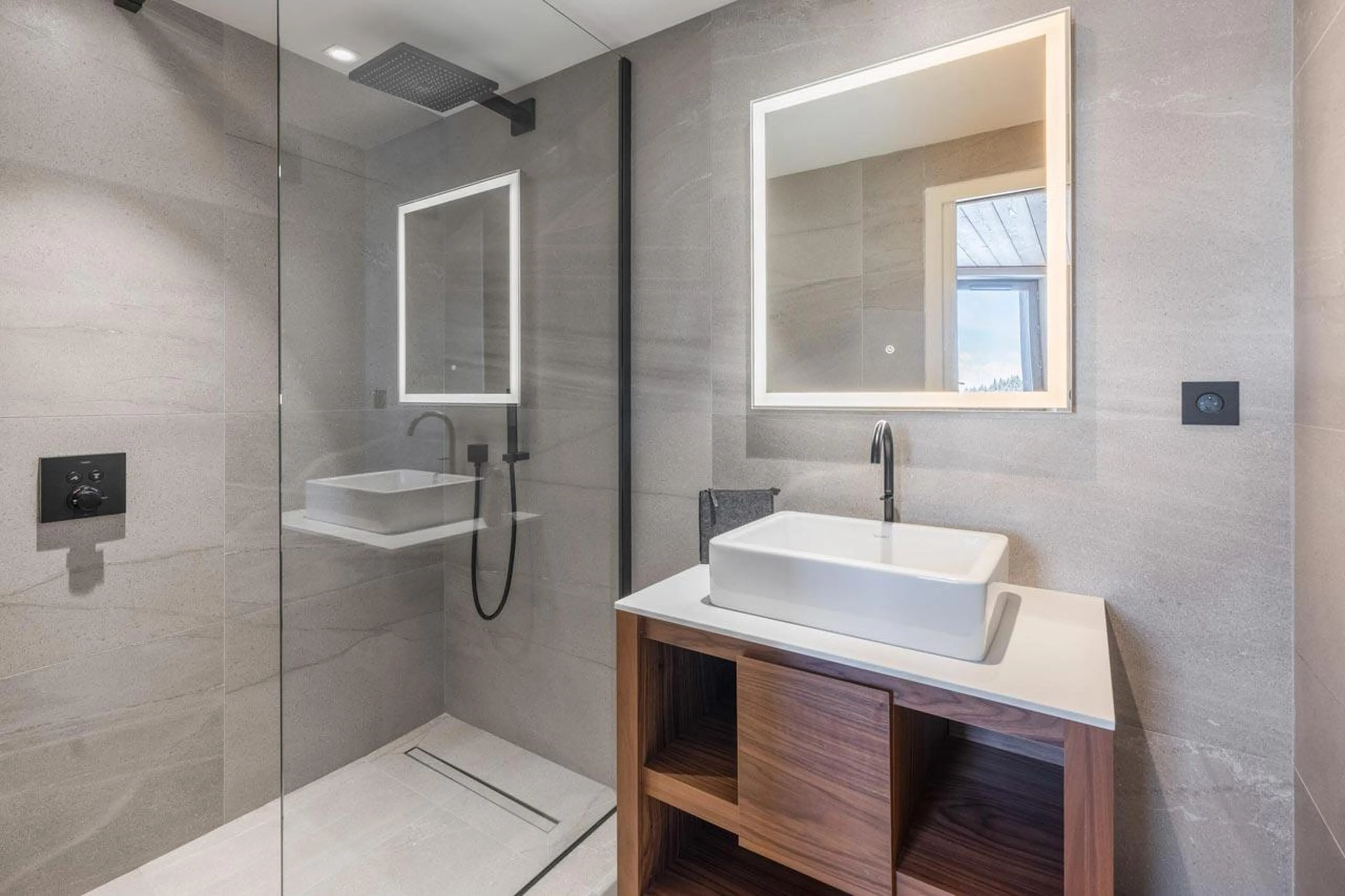 En-suite shower room in Apartment Mistero in Courchevel 1850