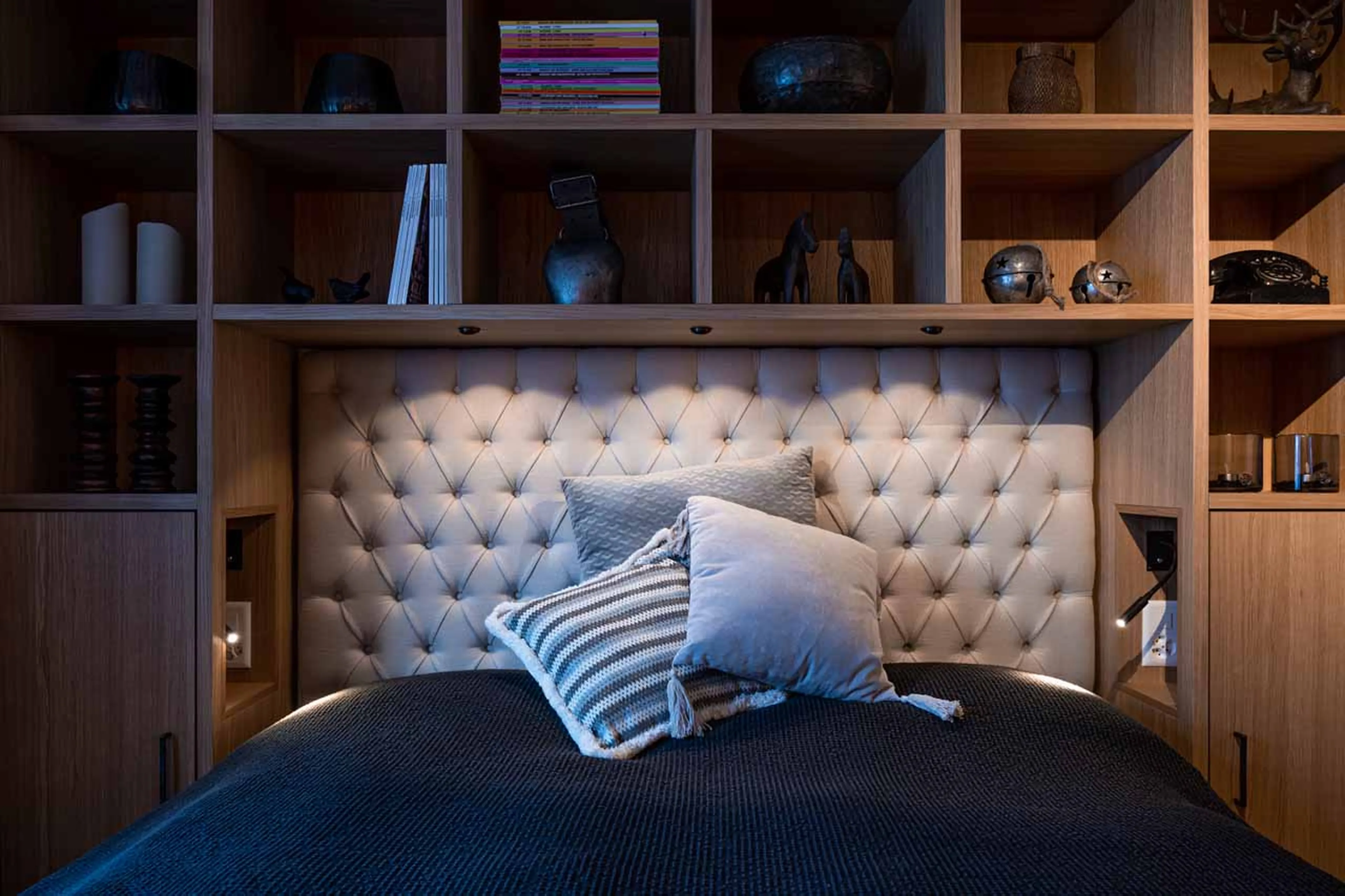 Superking size bed at Apartment Nabucco in Zermatt