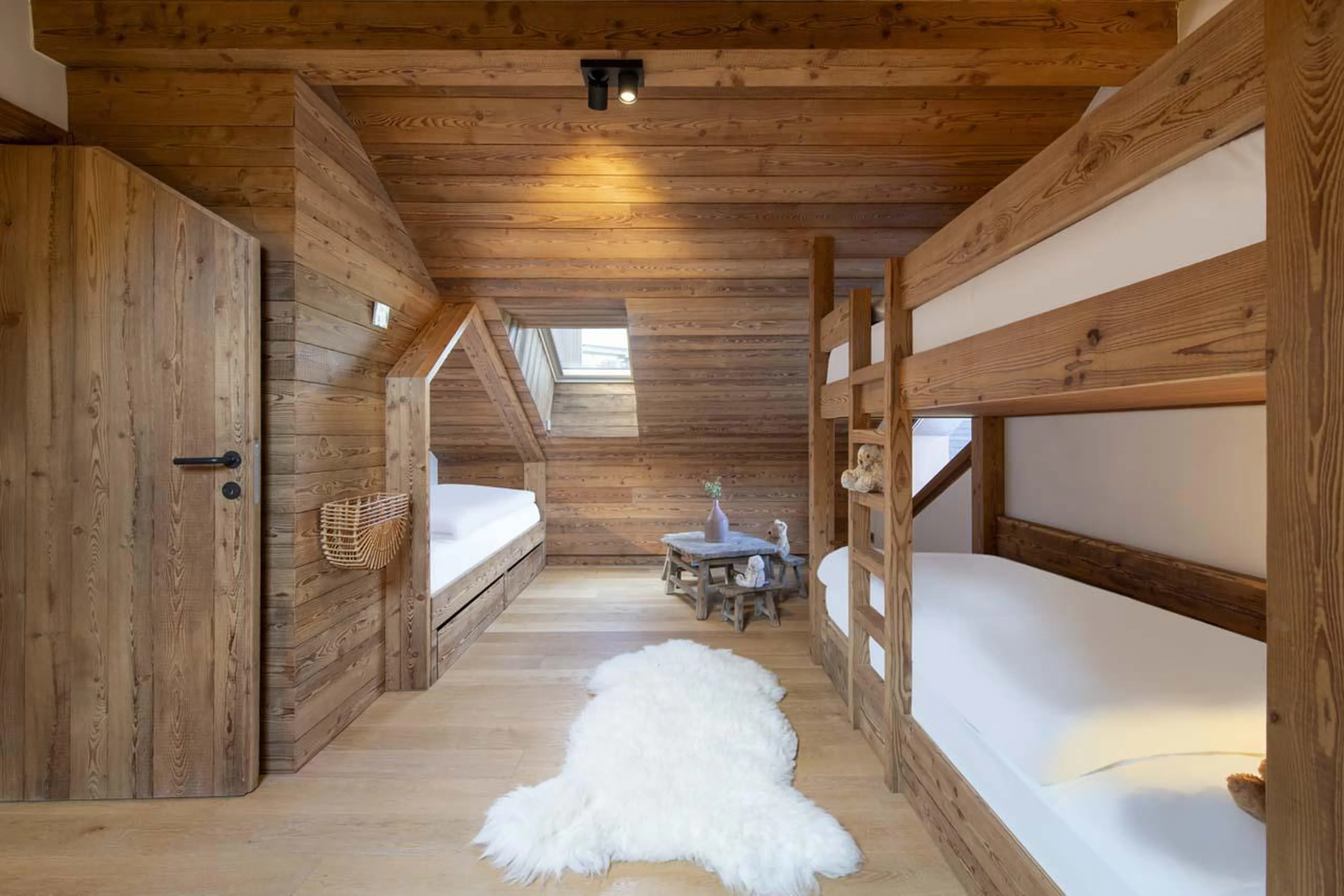 Bedroom seven at Apartment Nanuq in Meribel