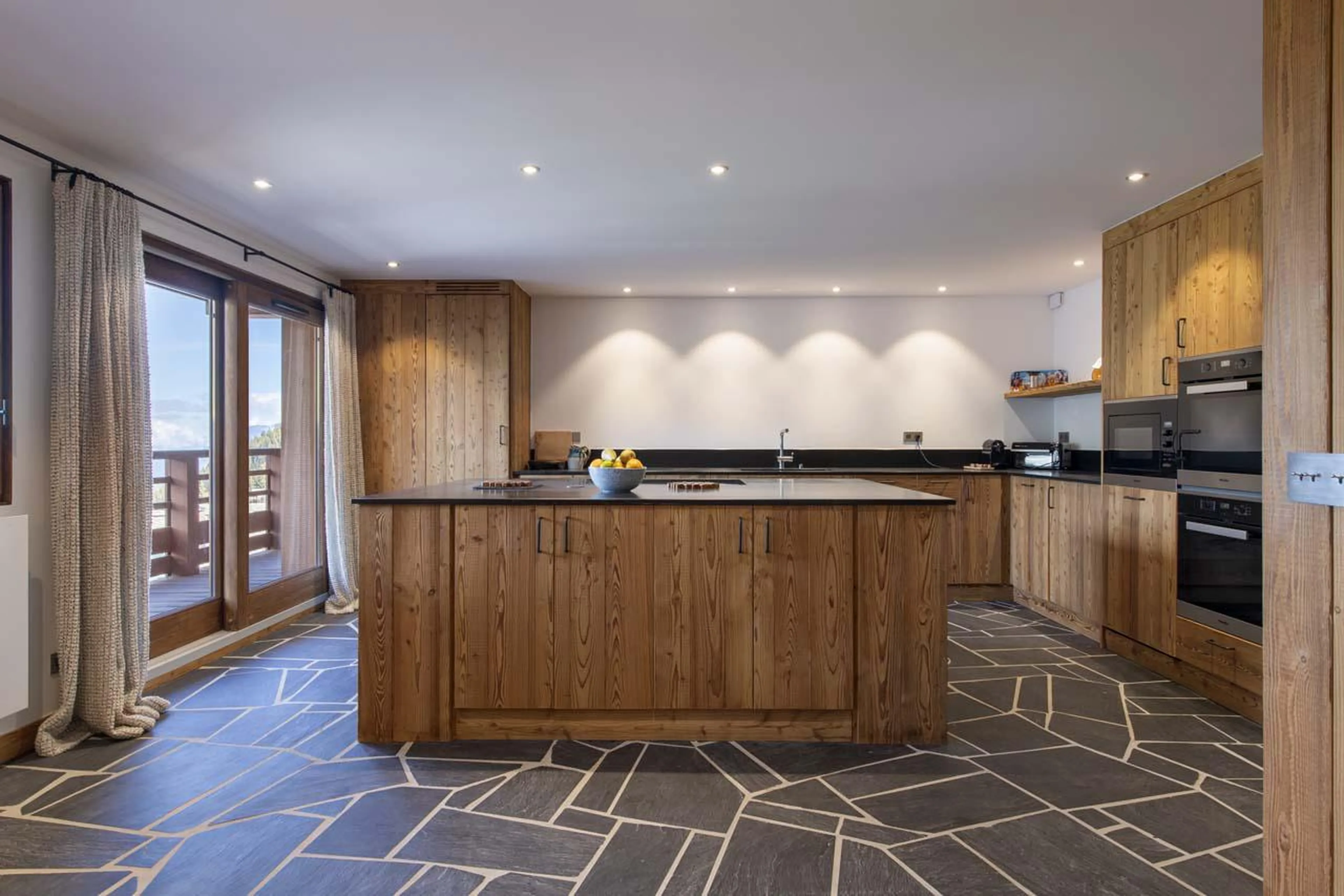 Modern kitchen at Apartment Nanuq in Meribel