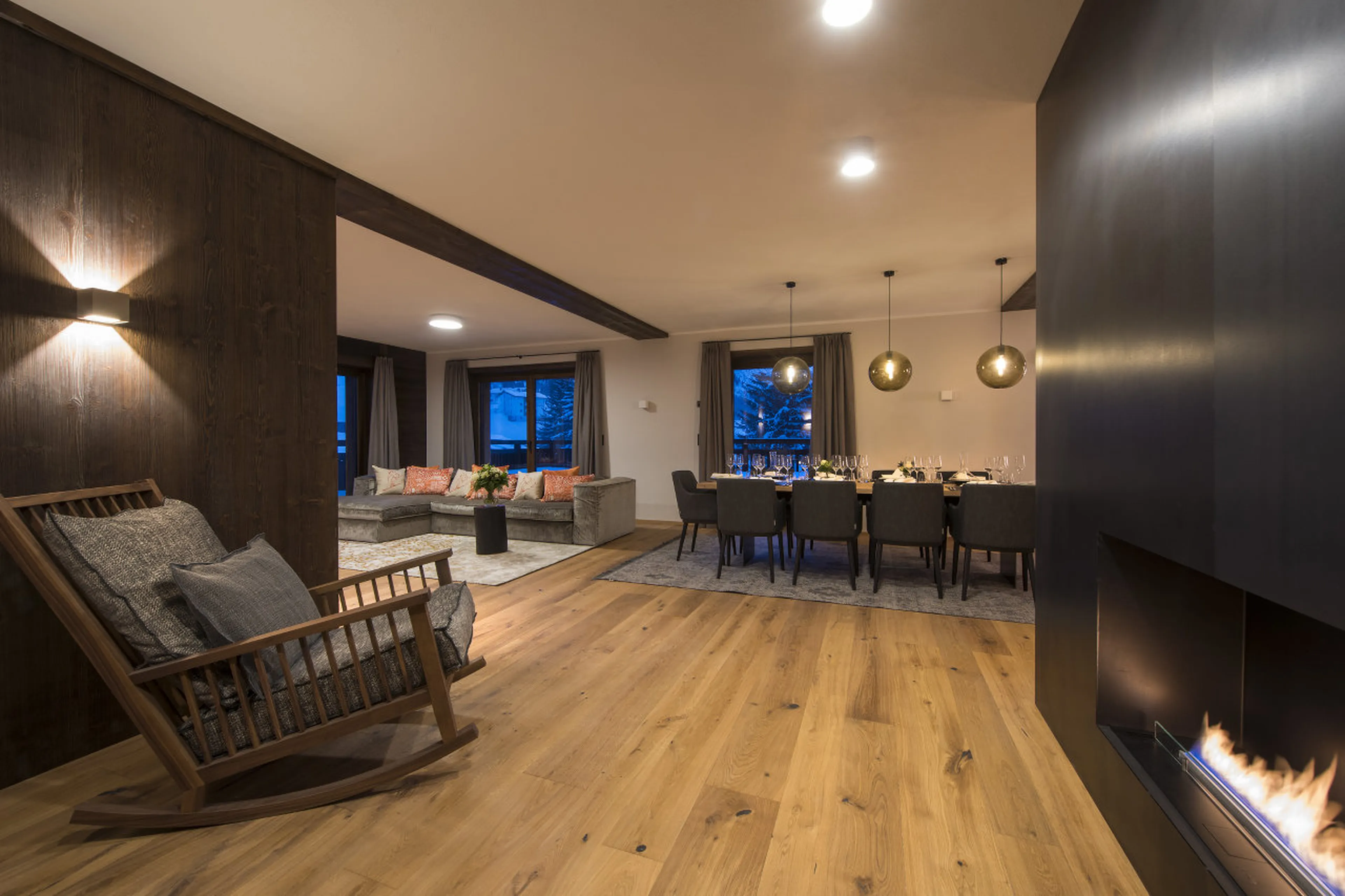 Fireplace in living area of Nidus Apartment 2 in Lech