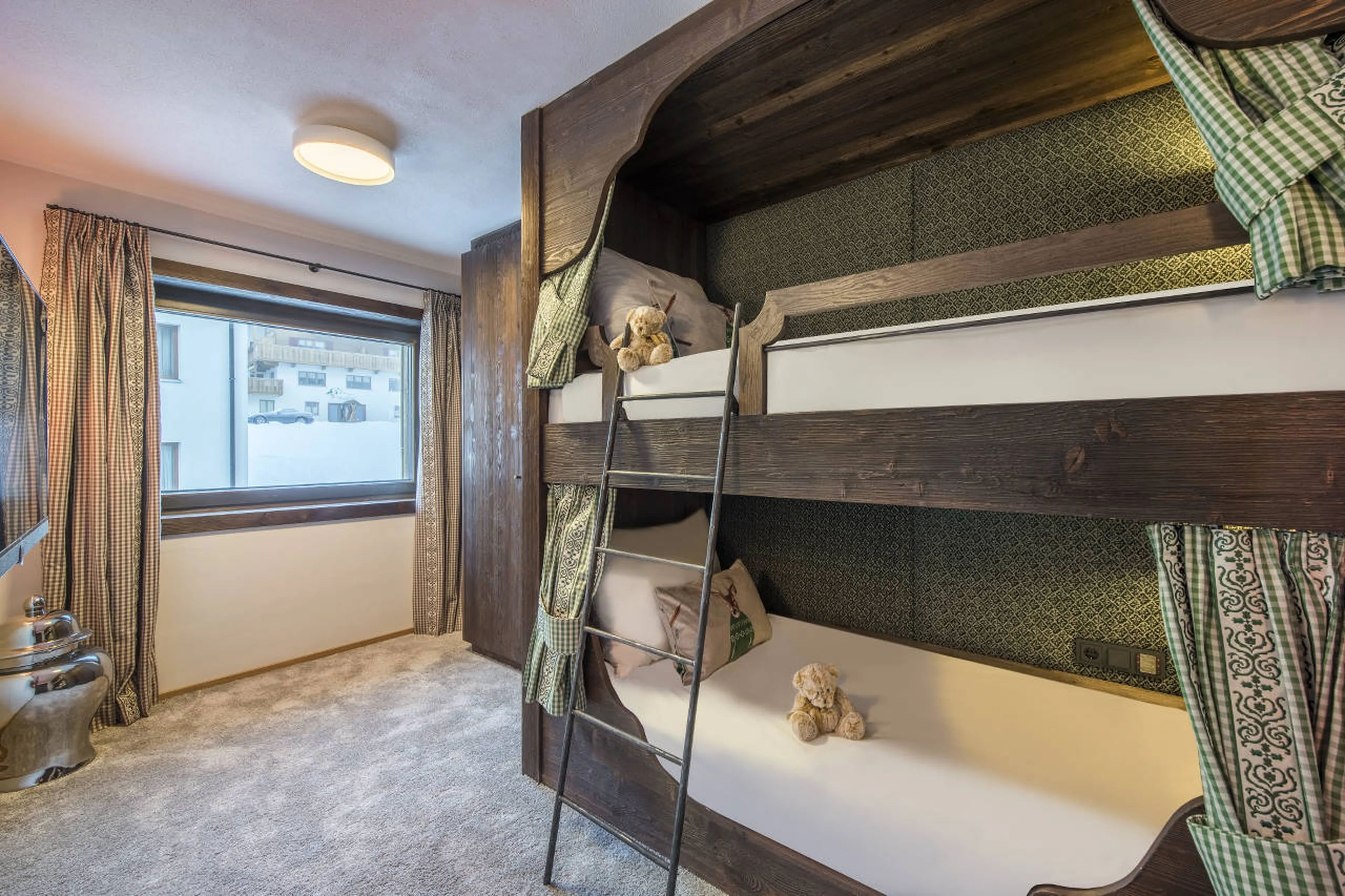 Children’s bunk bedroom in Nidus Apartment 3 in Lech