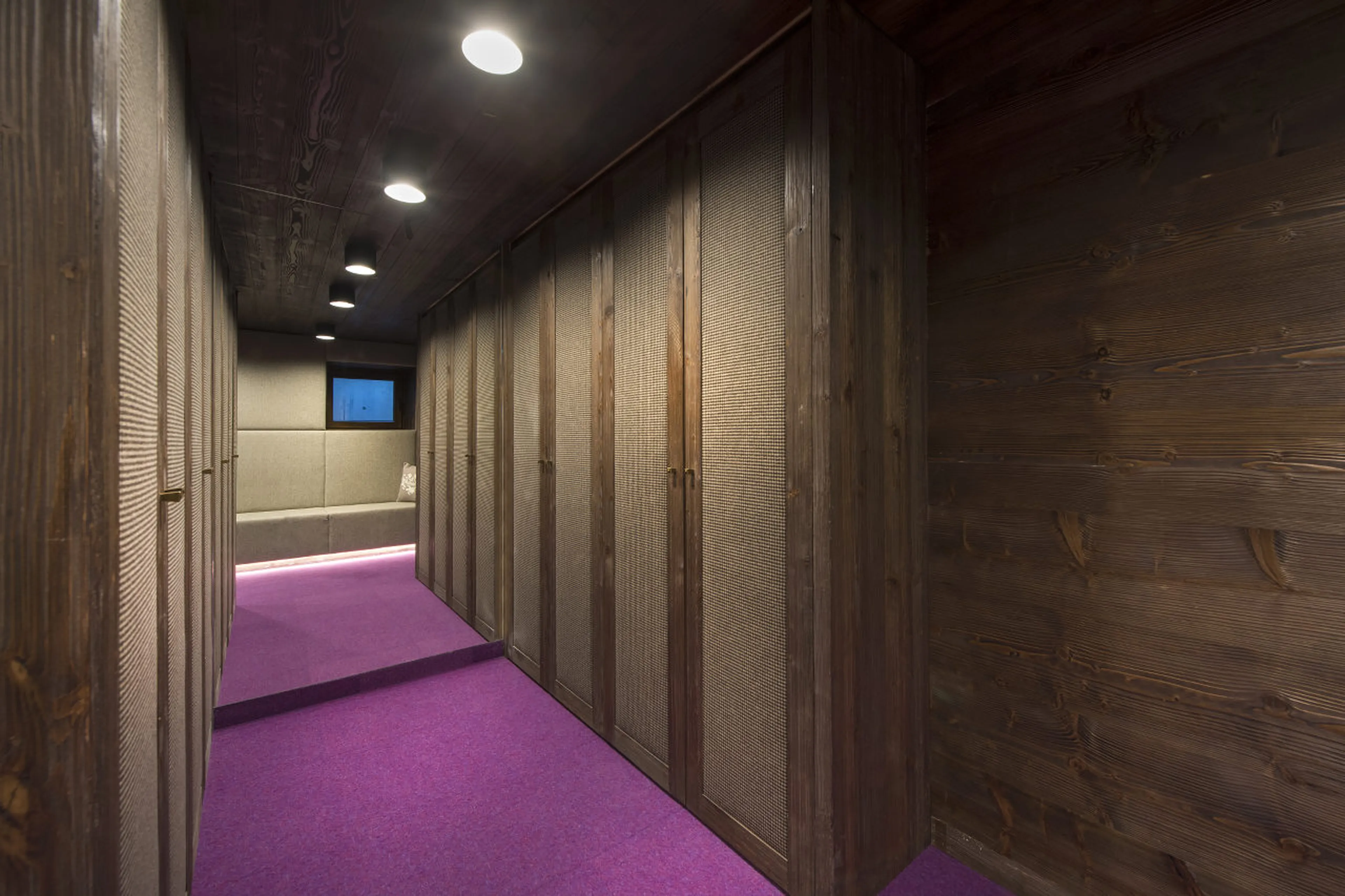 Shared ski room in Nidus building in Lech used by Nidus Apartment 3