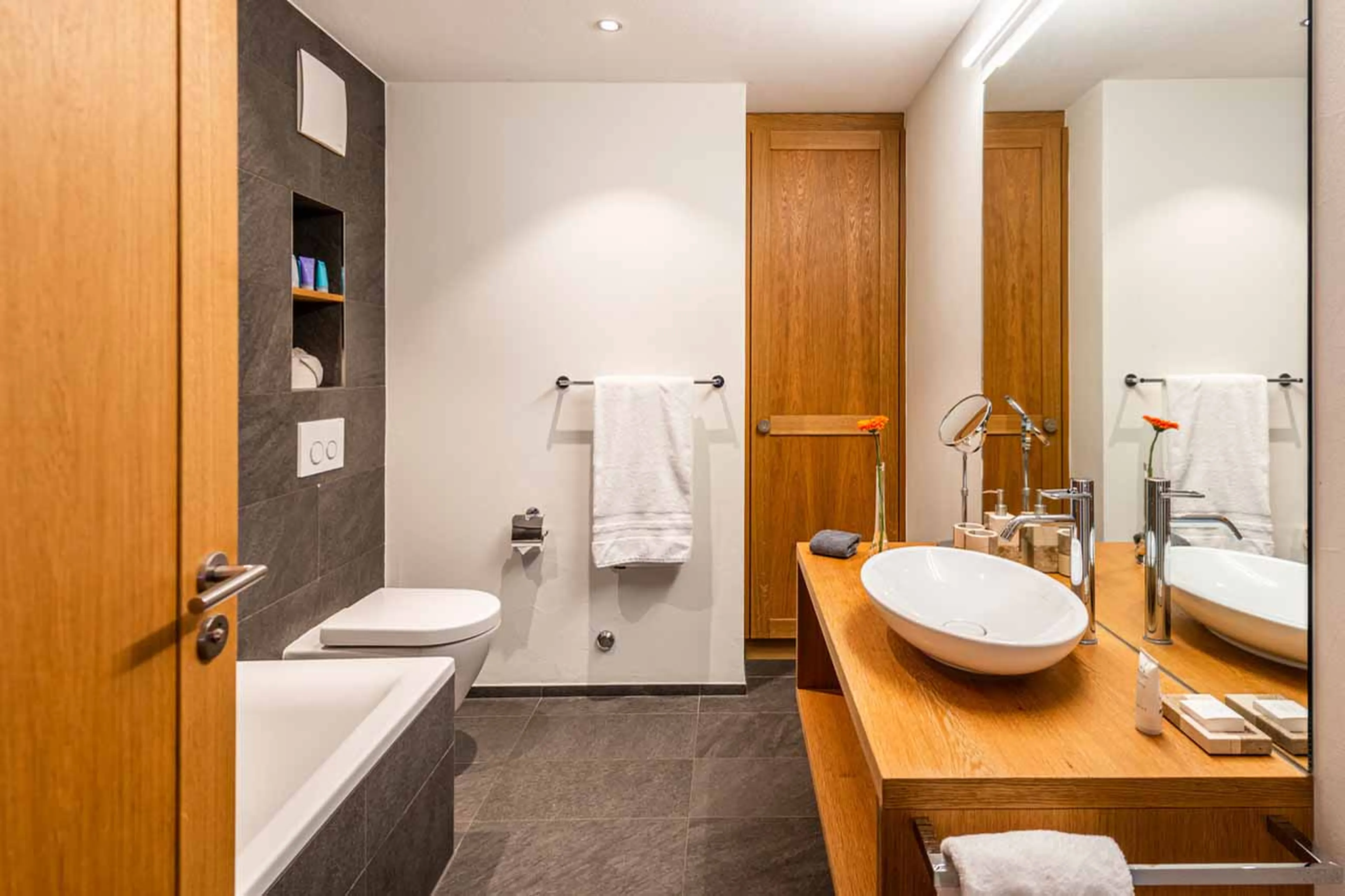 Bathroom one at Apartment Petit in Zermatt