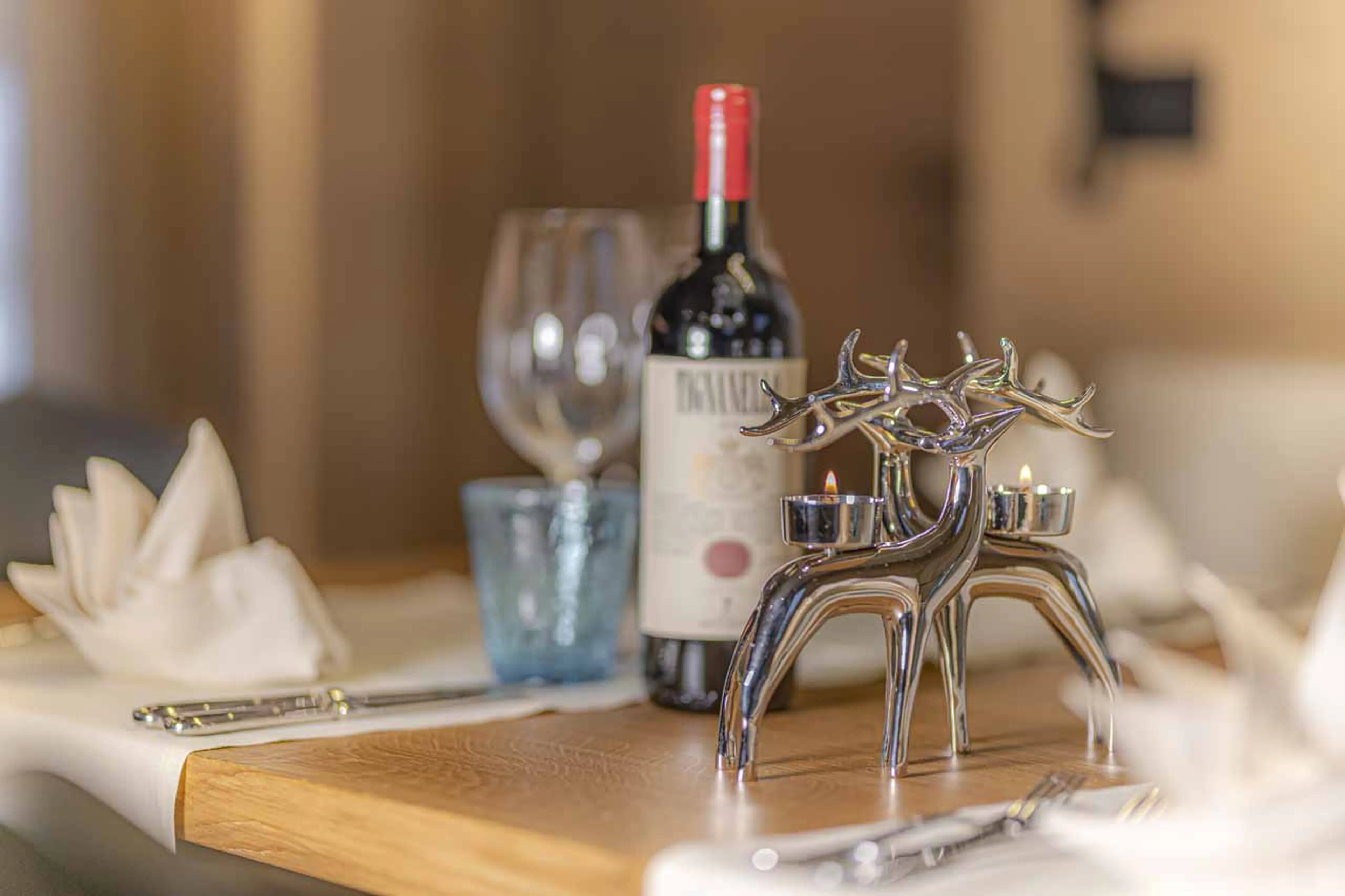 Dining table detail at Apartment Selva in Val Gardena