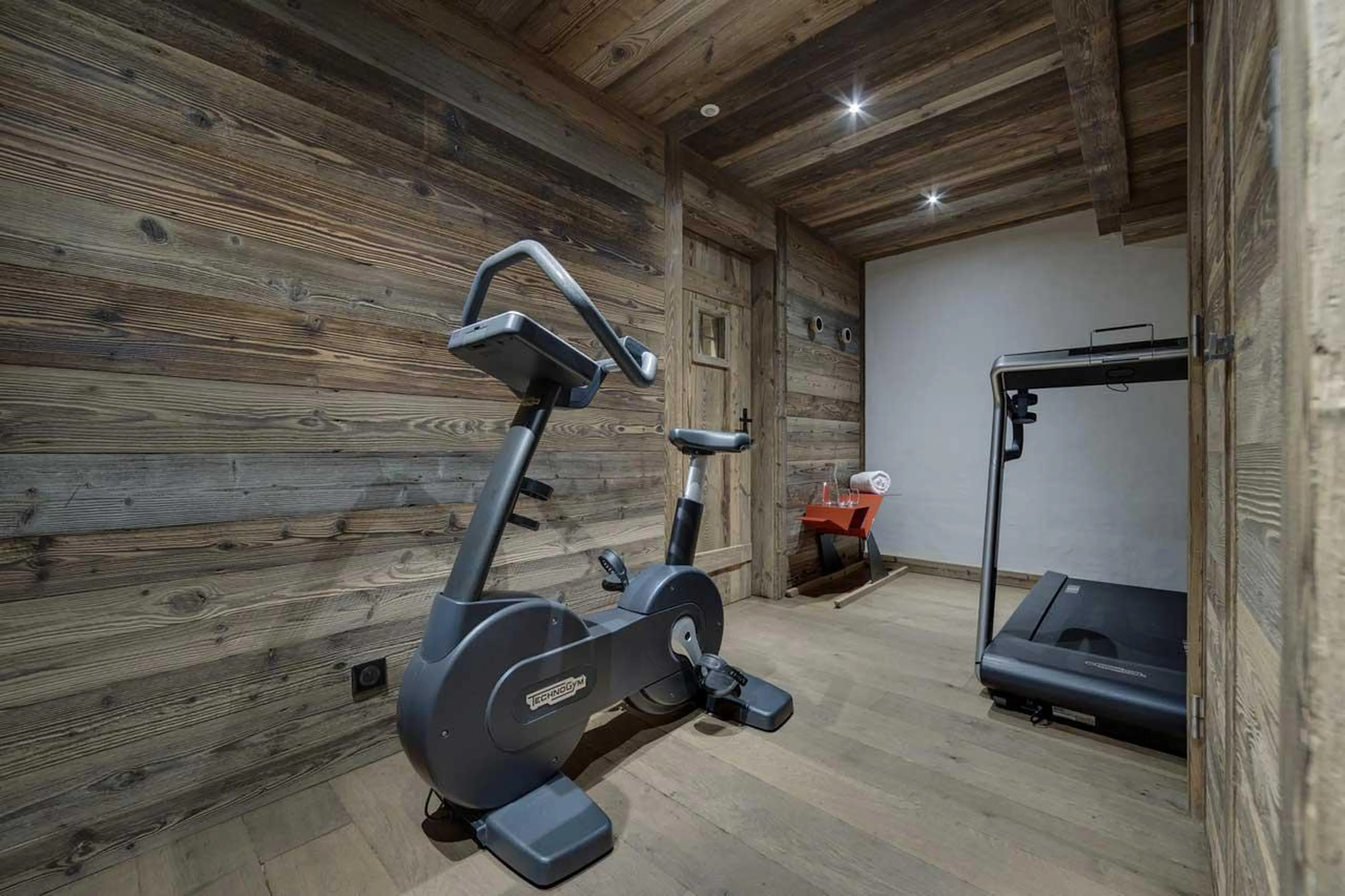 Ground floor fitness room at Apartment Snowy Breeze in Val d'Isere
