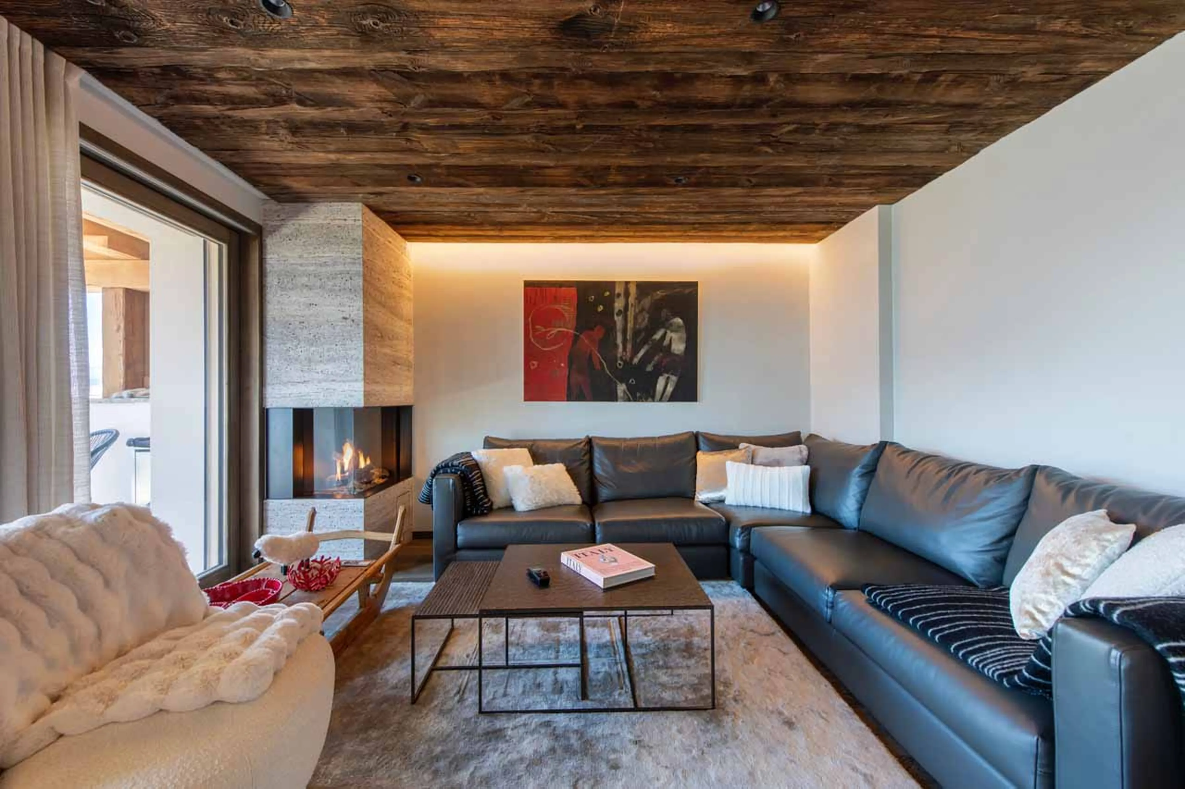 Living area sofa at Apartment Stefano in Verbier