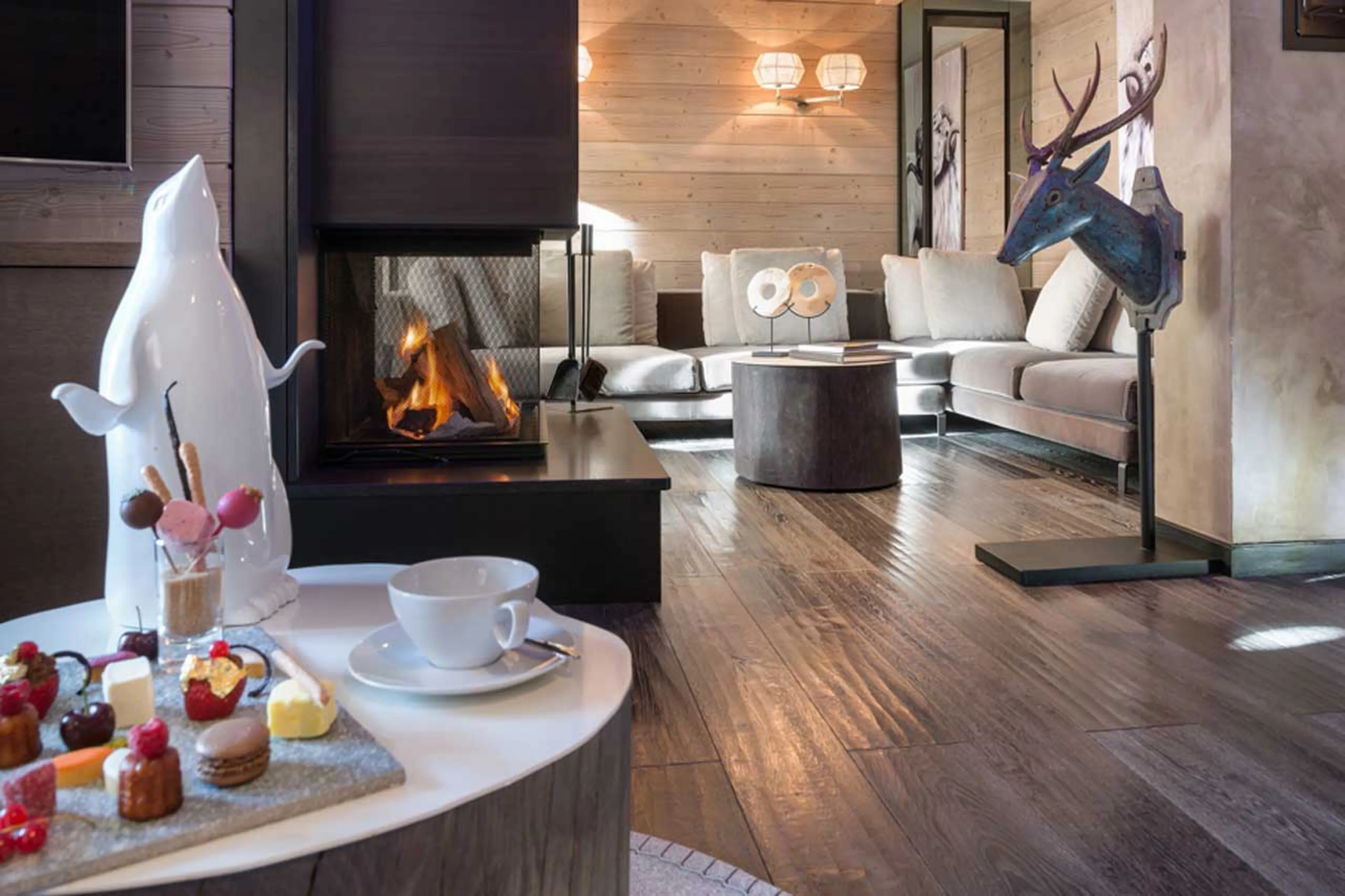 Social living area at Apartment Topaz in Courchevel 1850