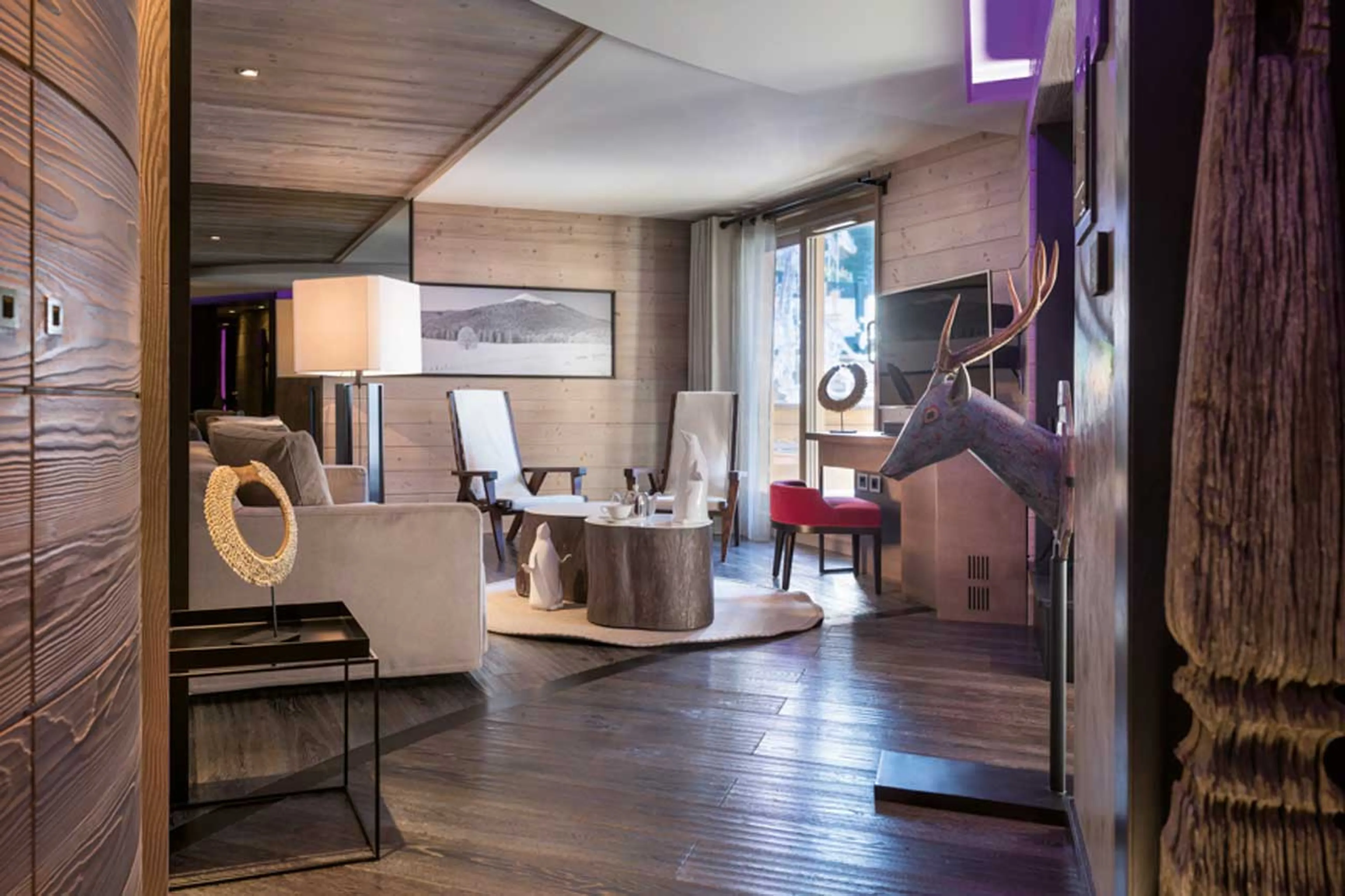 Tv area at Apartment Topaz in Courchevel 1850