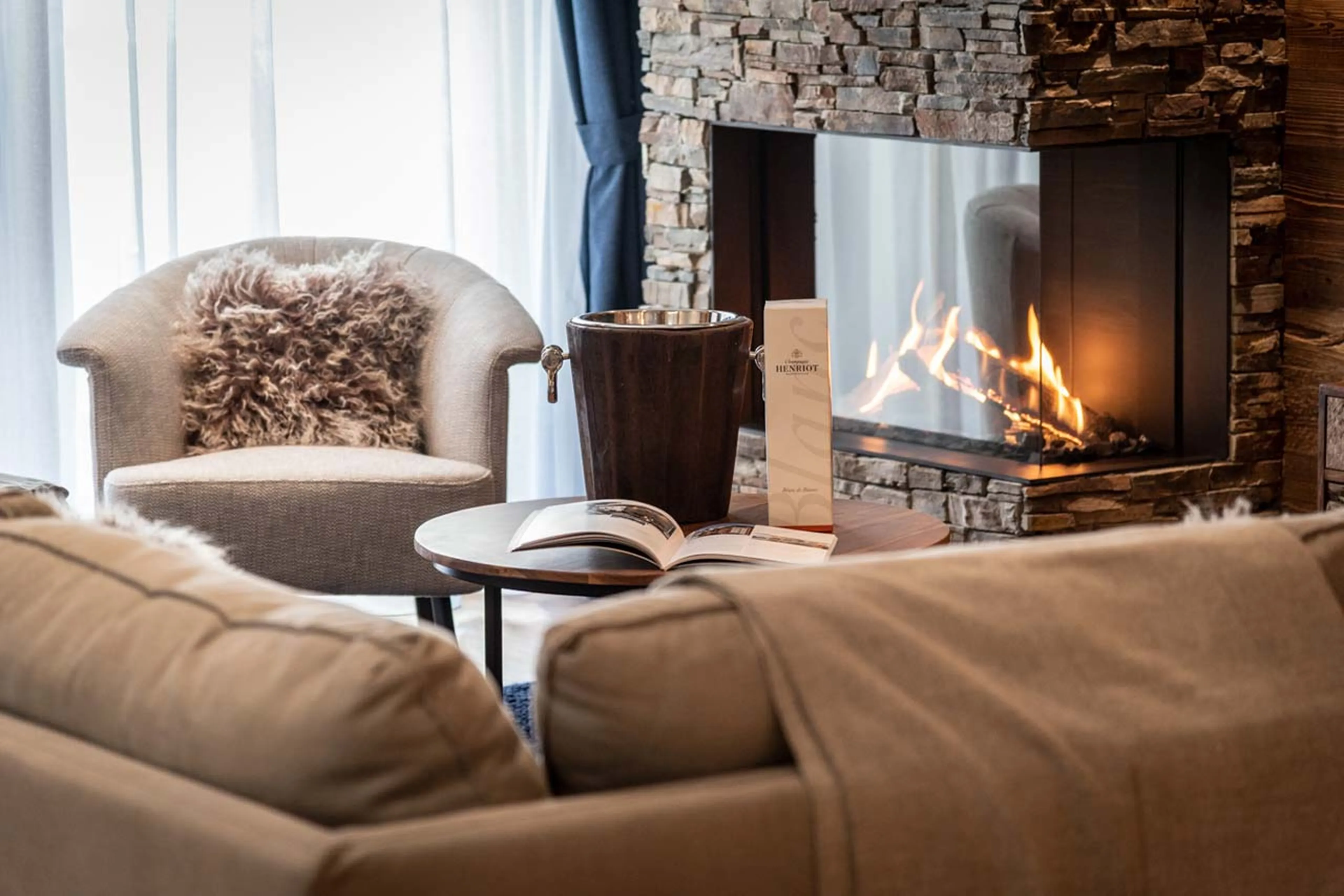 Fireplace in Apartment Vail Lodge A01 in Val d'Isere