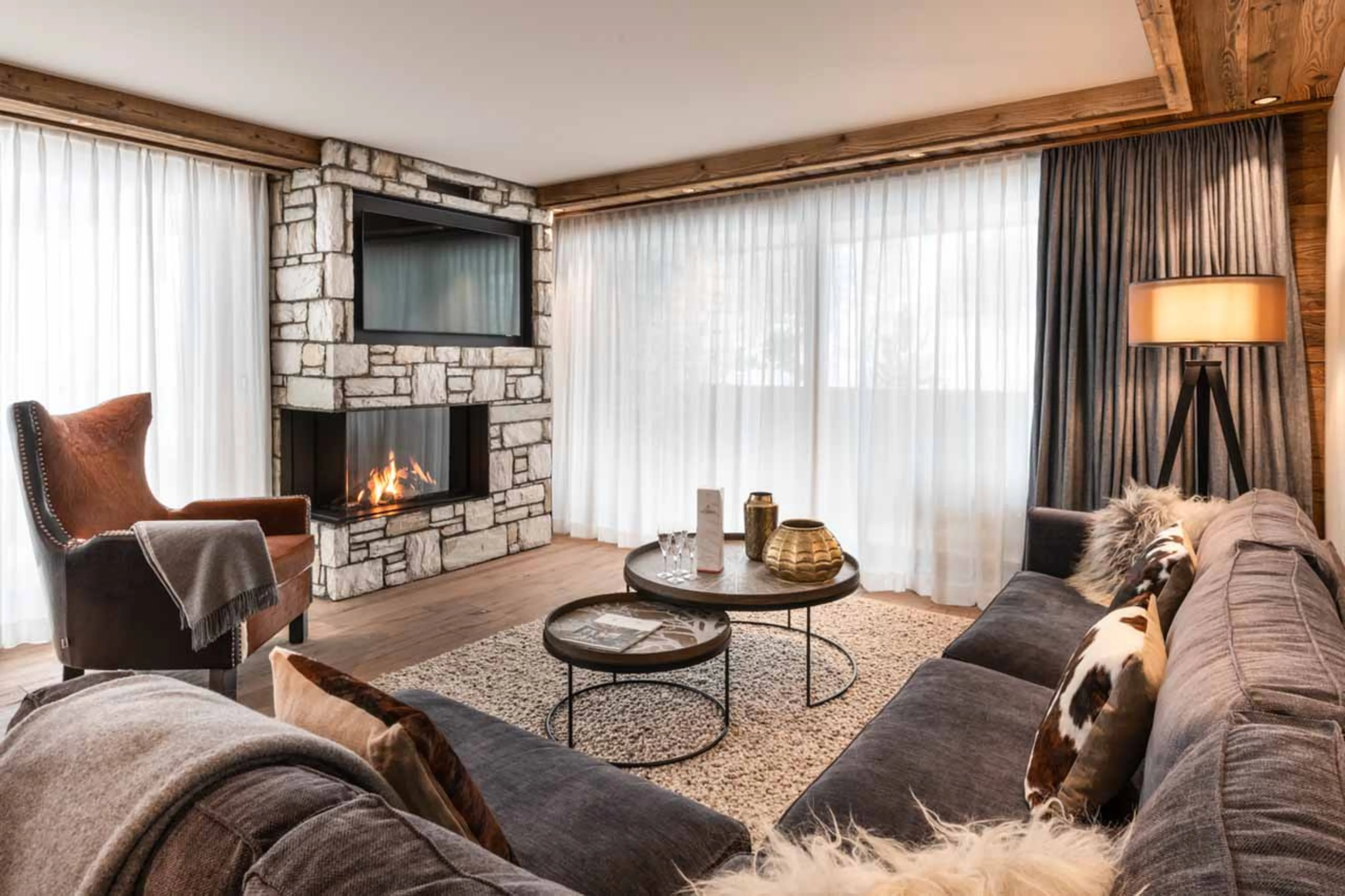 Living area at Vail Lodge Apartment B12, Val d'Isere