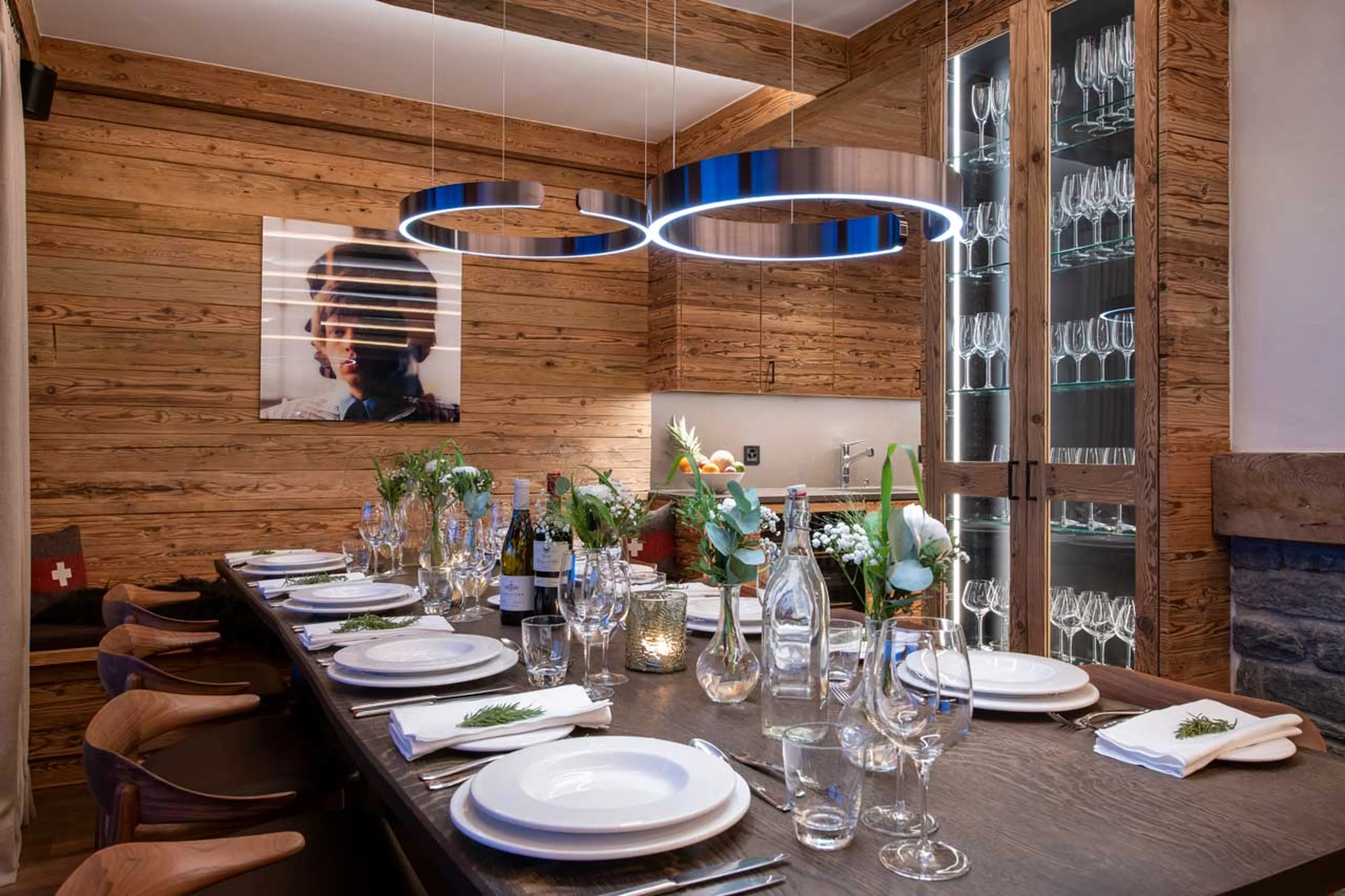 Dining table at Apartment Victoria 111 in Verbier