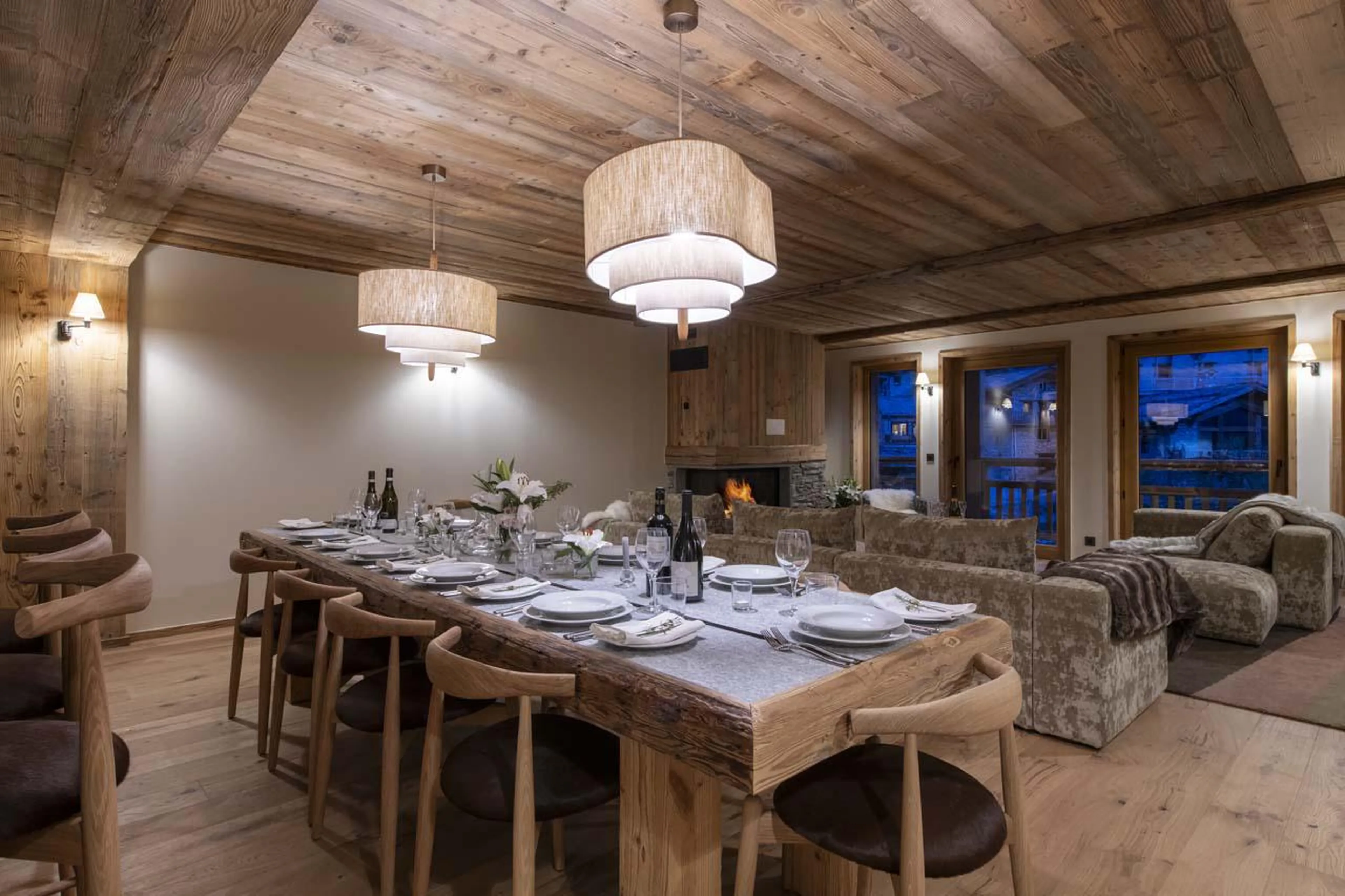 Dining table at Arolay Apartment 2 in Val d'Isere