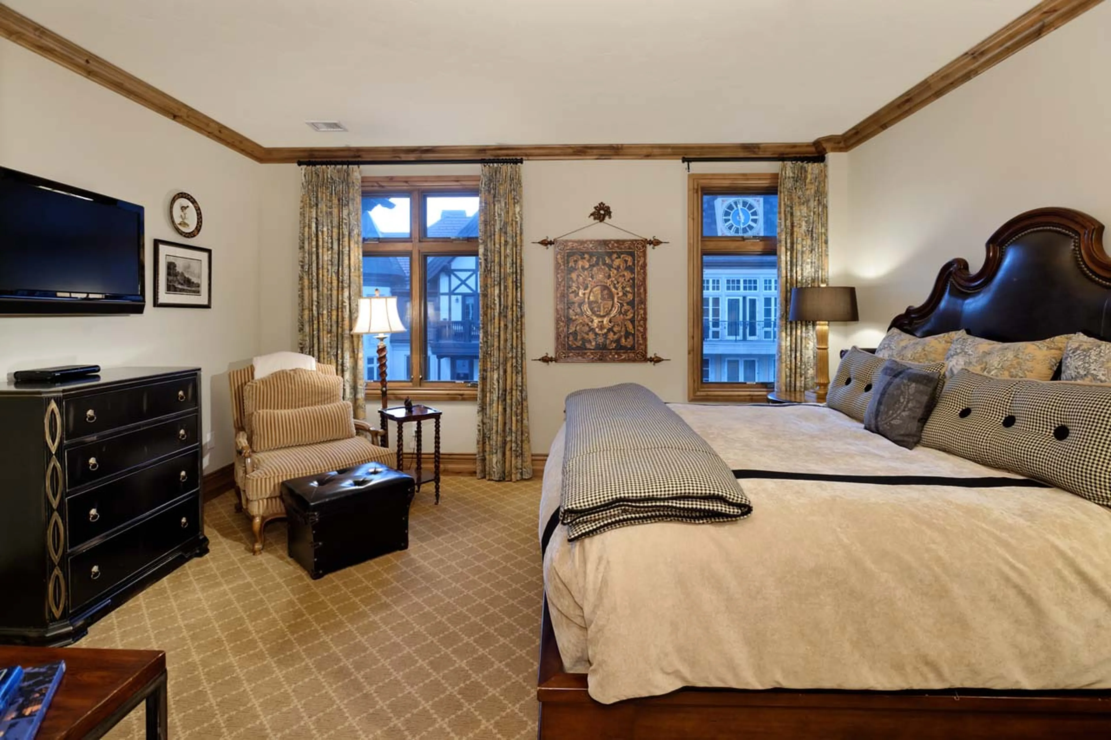 Bedroom three at Arrabelle Chalet in Vail