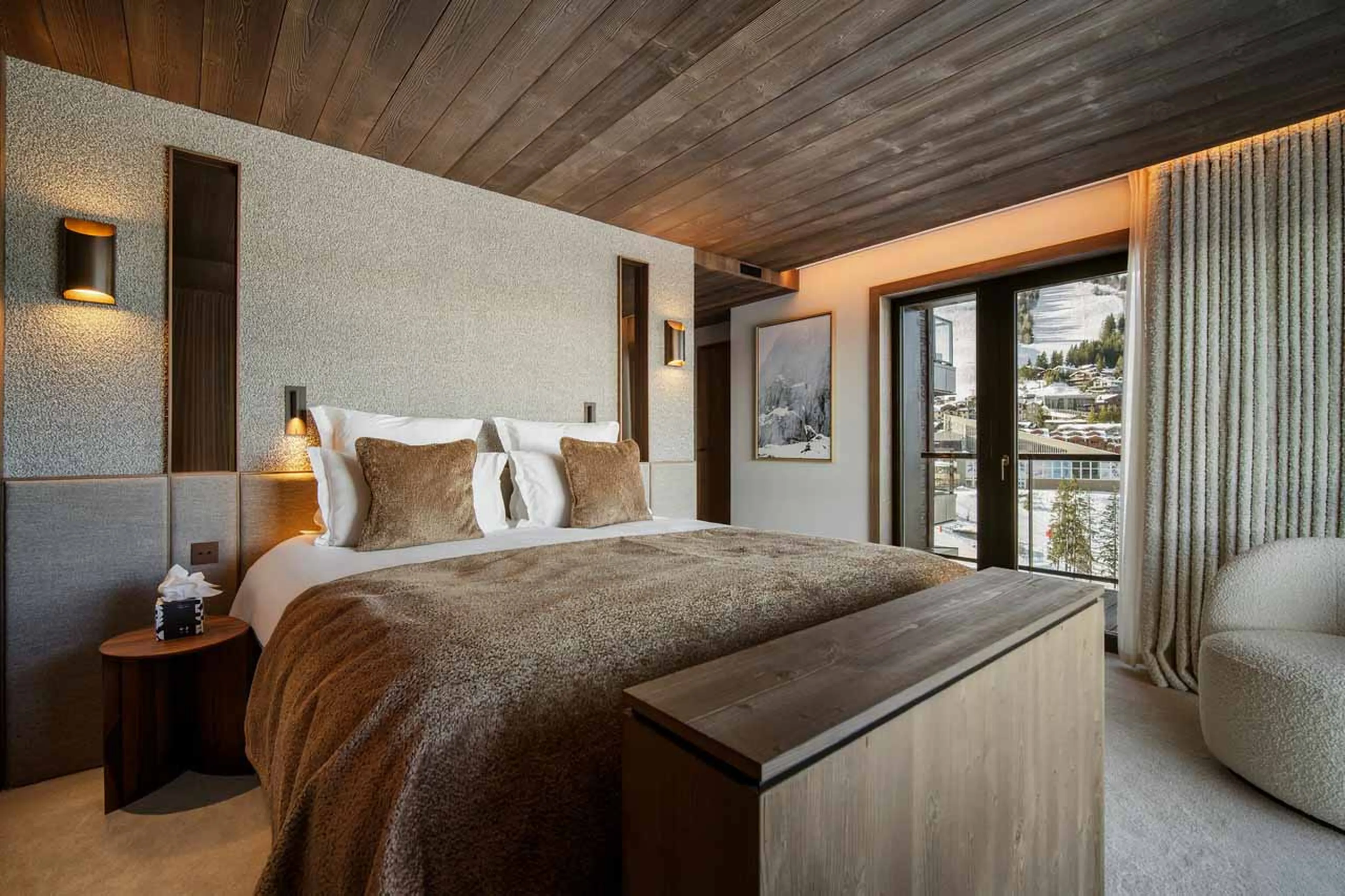Double bedroom in Apartment Atmosphere 901, Courchevel 1850