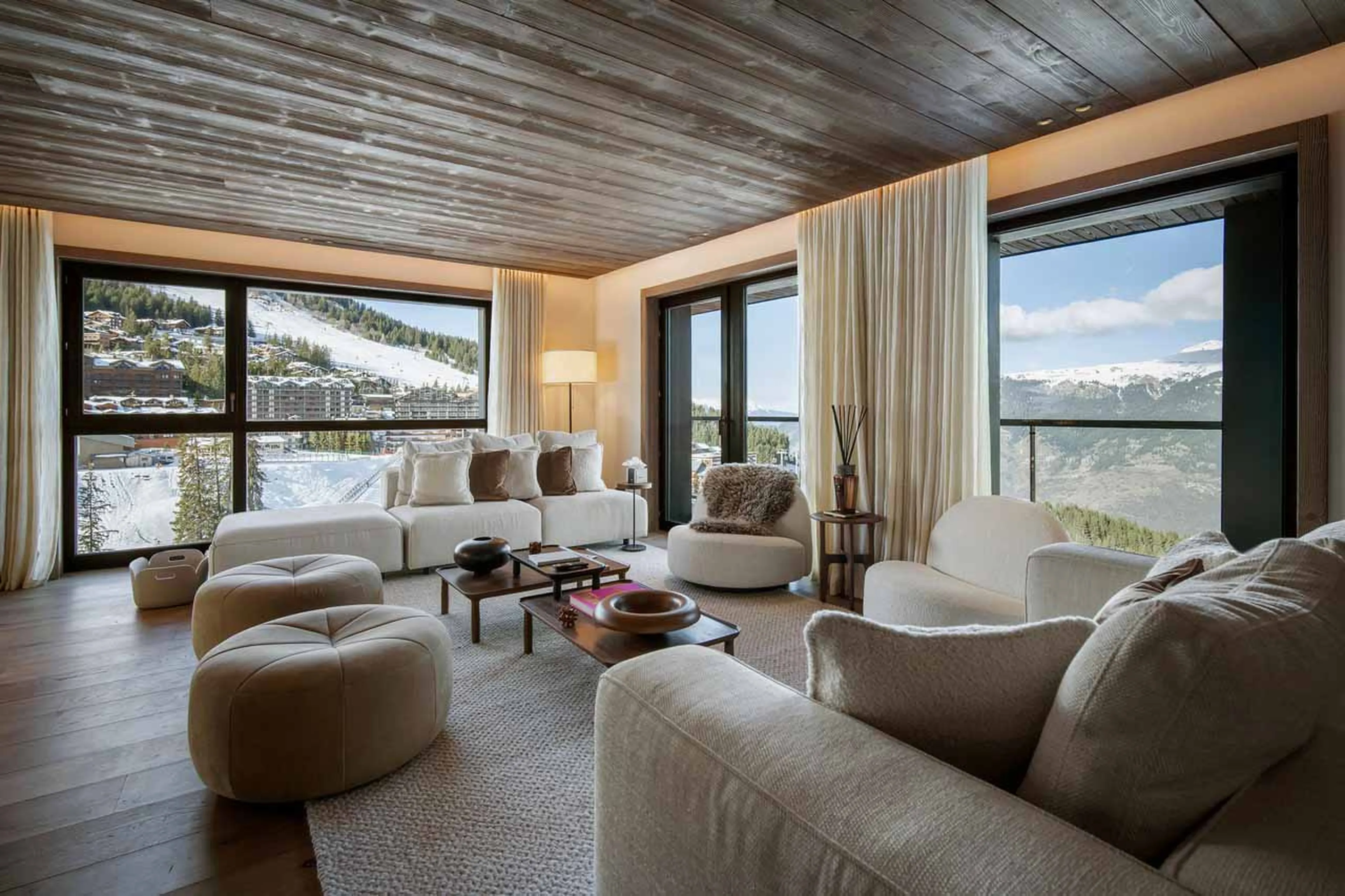 Living area in Apartment Atmosphere 901, Courchevel 1850