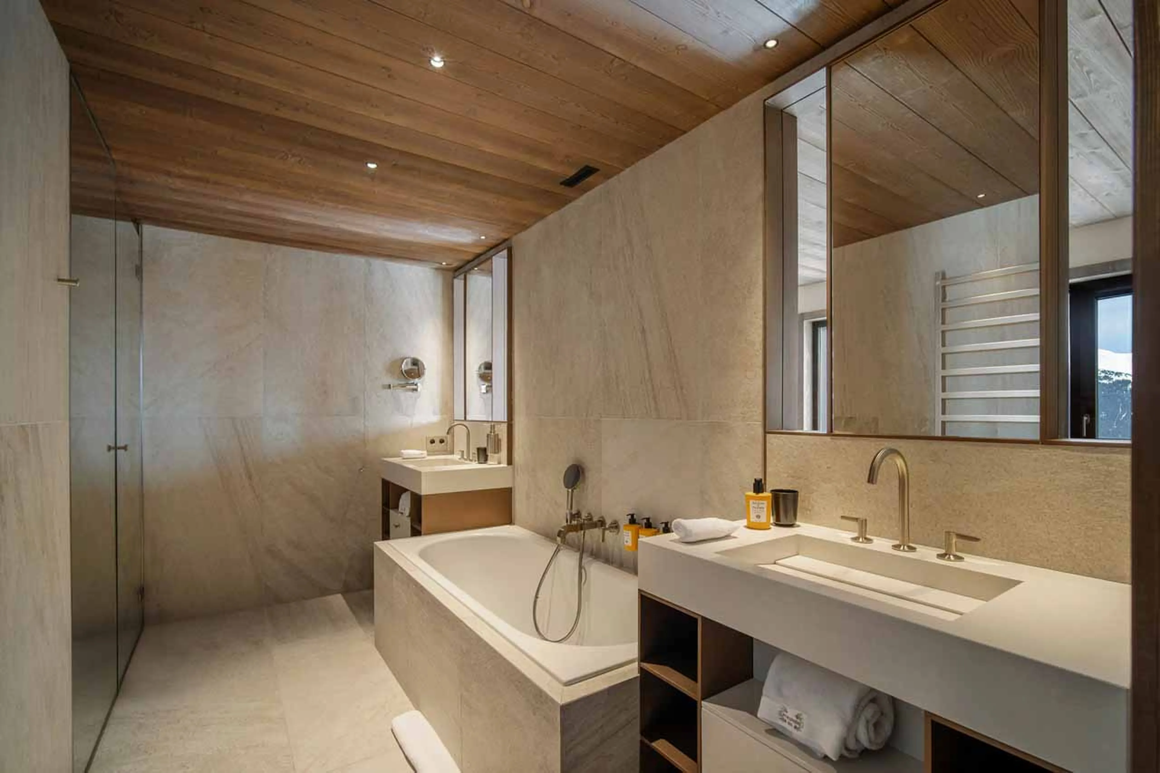 En-suite bathroom in Atmosphere Apartment 902, Courchevel 1850