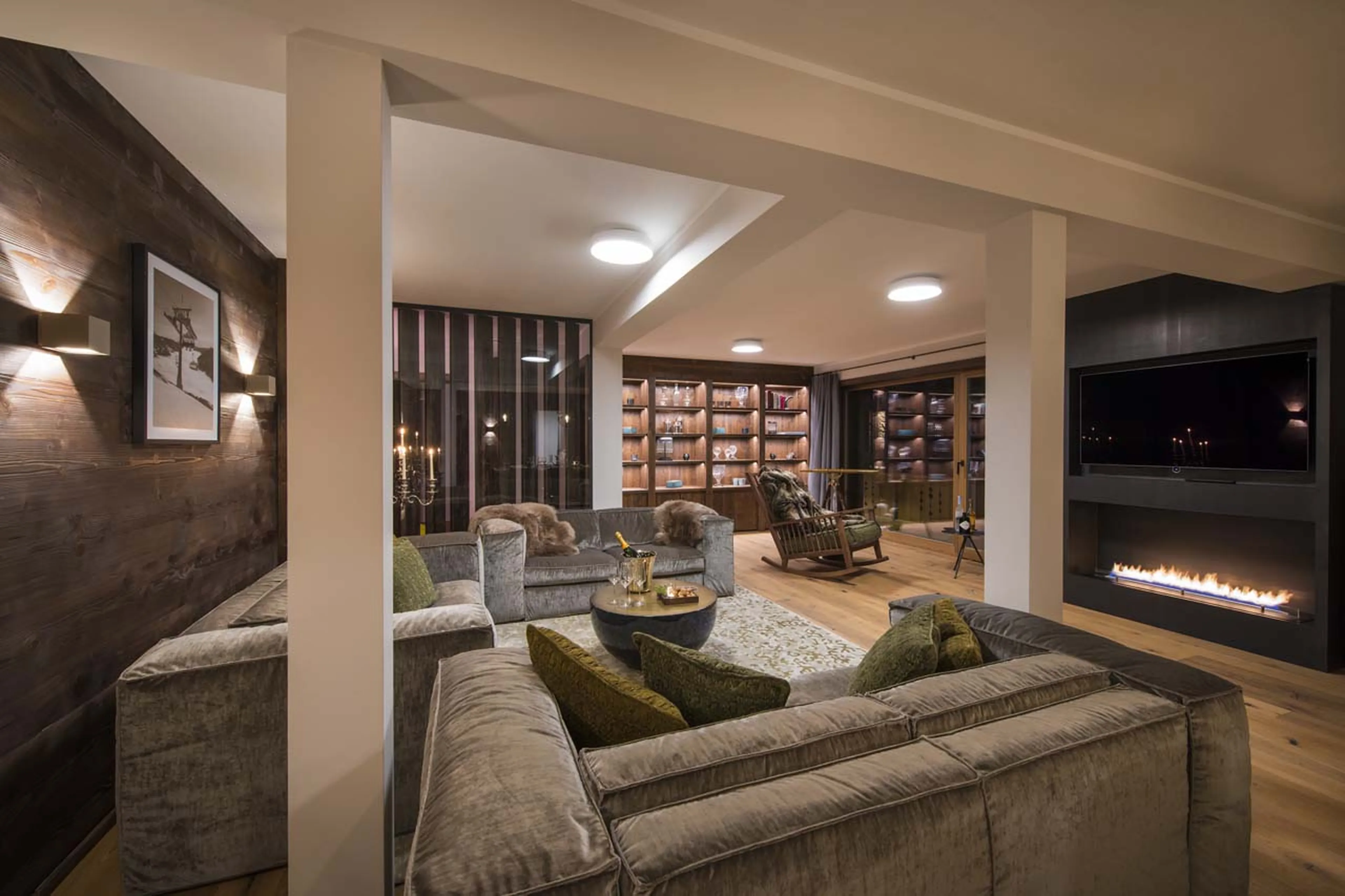 Interior of living area at Balegia Apartment 3 in Lech