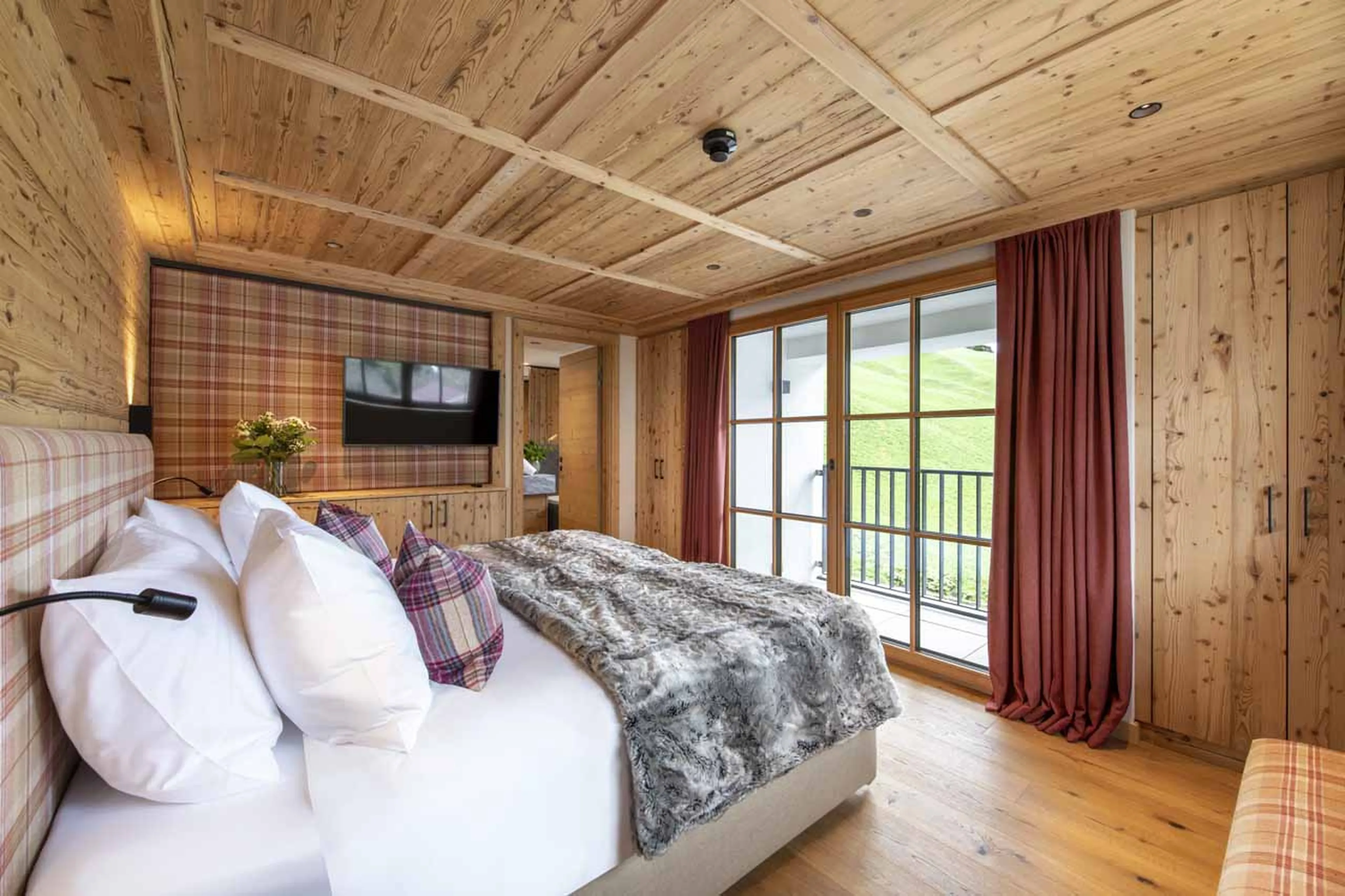 Access to balcony at Apartment Brunnenhof 10 in Lech