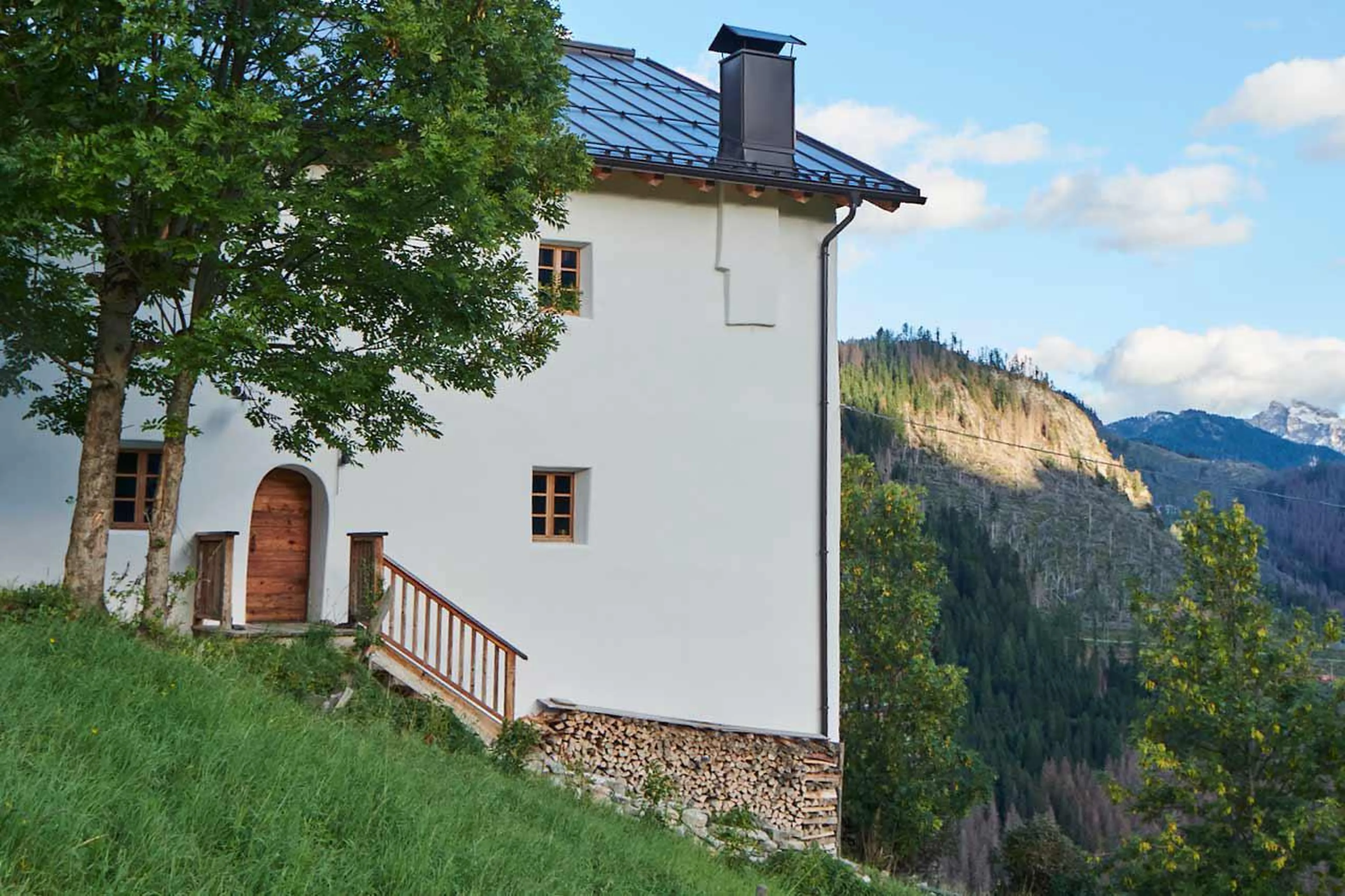 Side view of Casa Tra Cime in Arabba