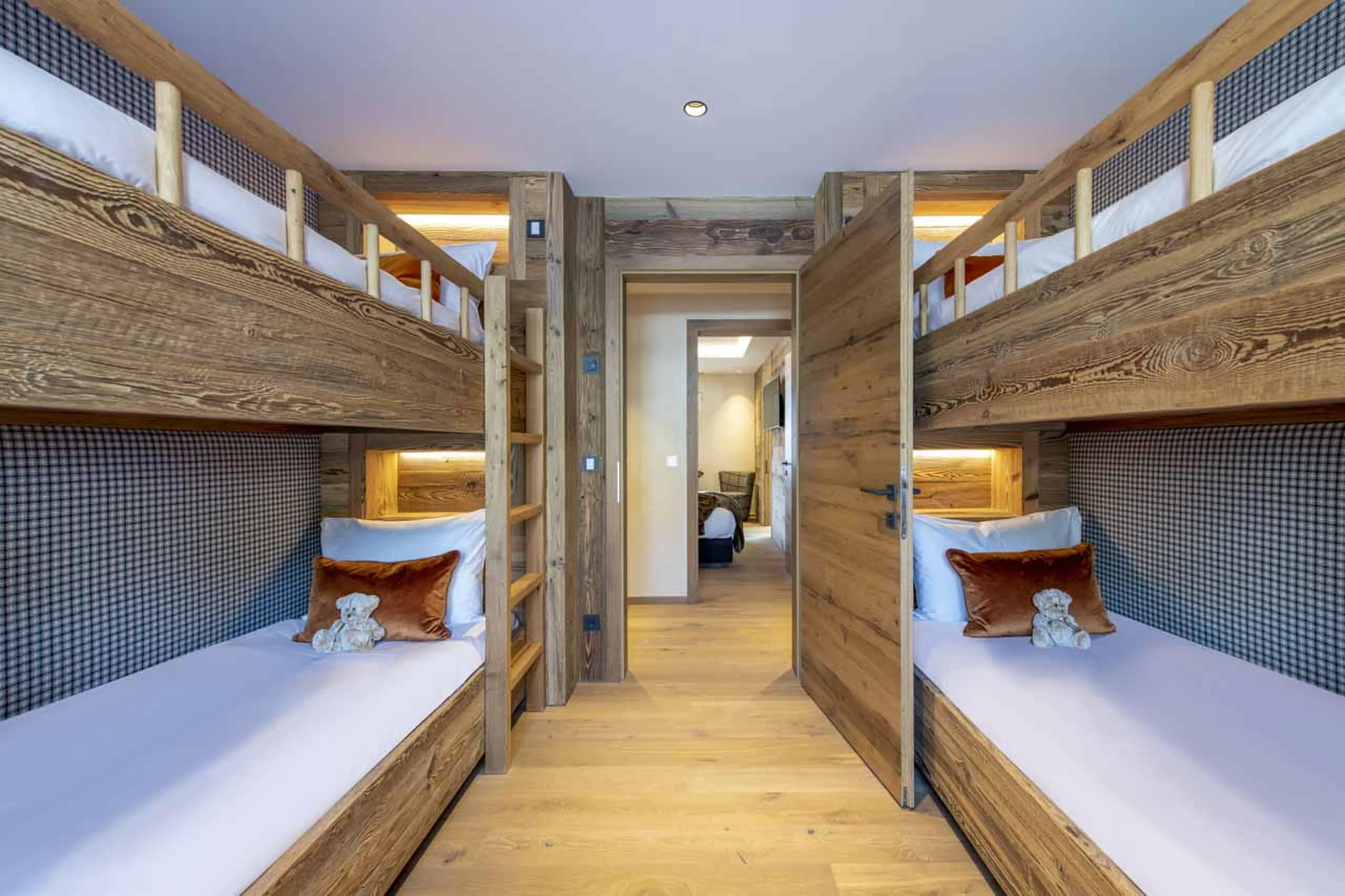 Bedroom five at Chalech 4 in Lech