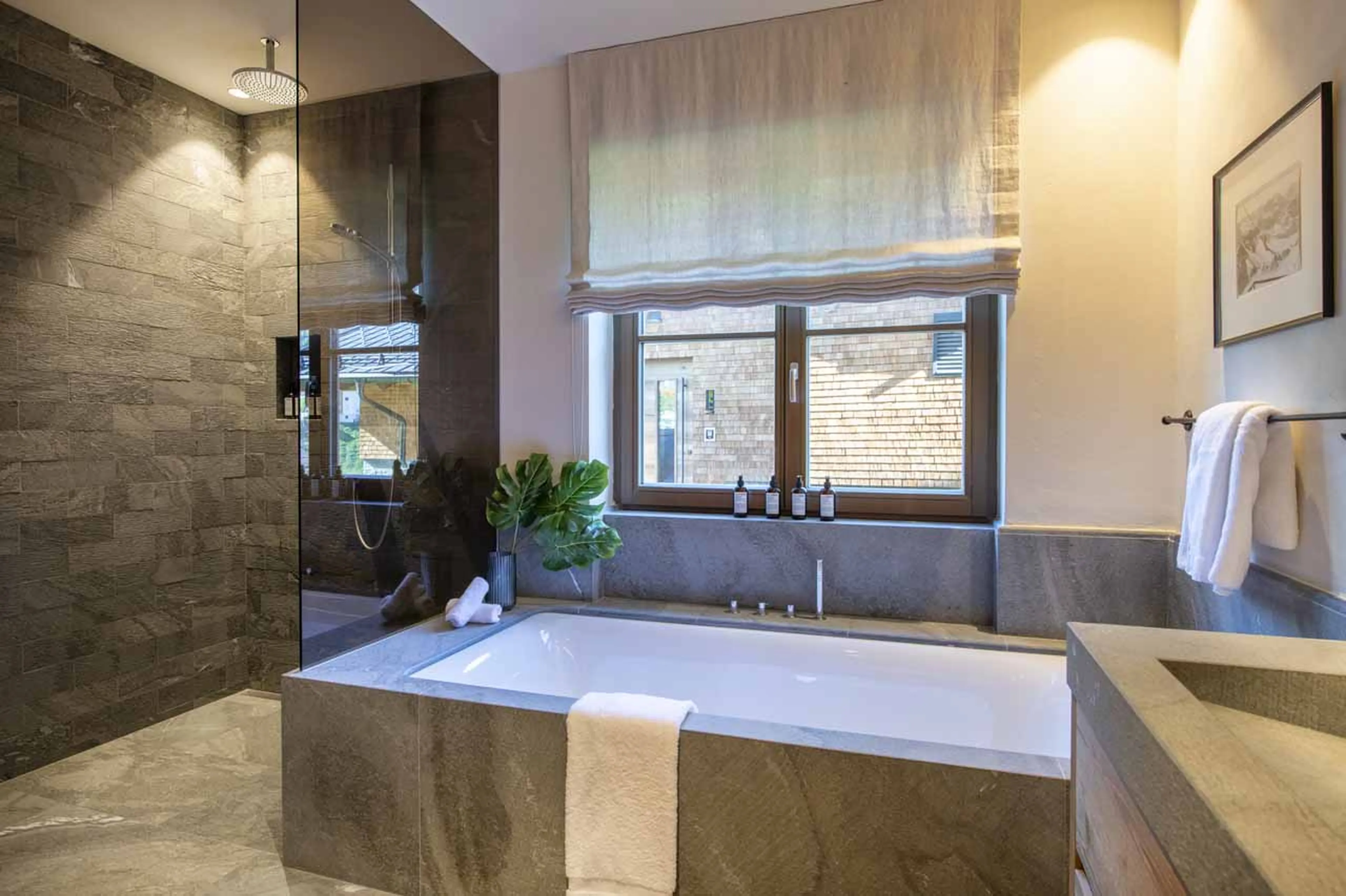 Bathroom four at Chalech S in Lech