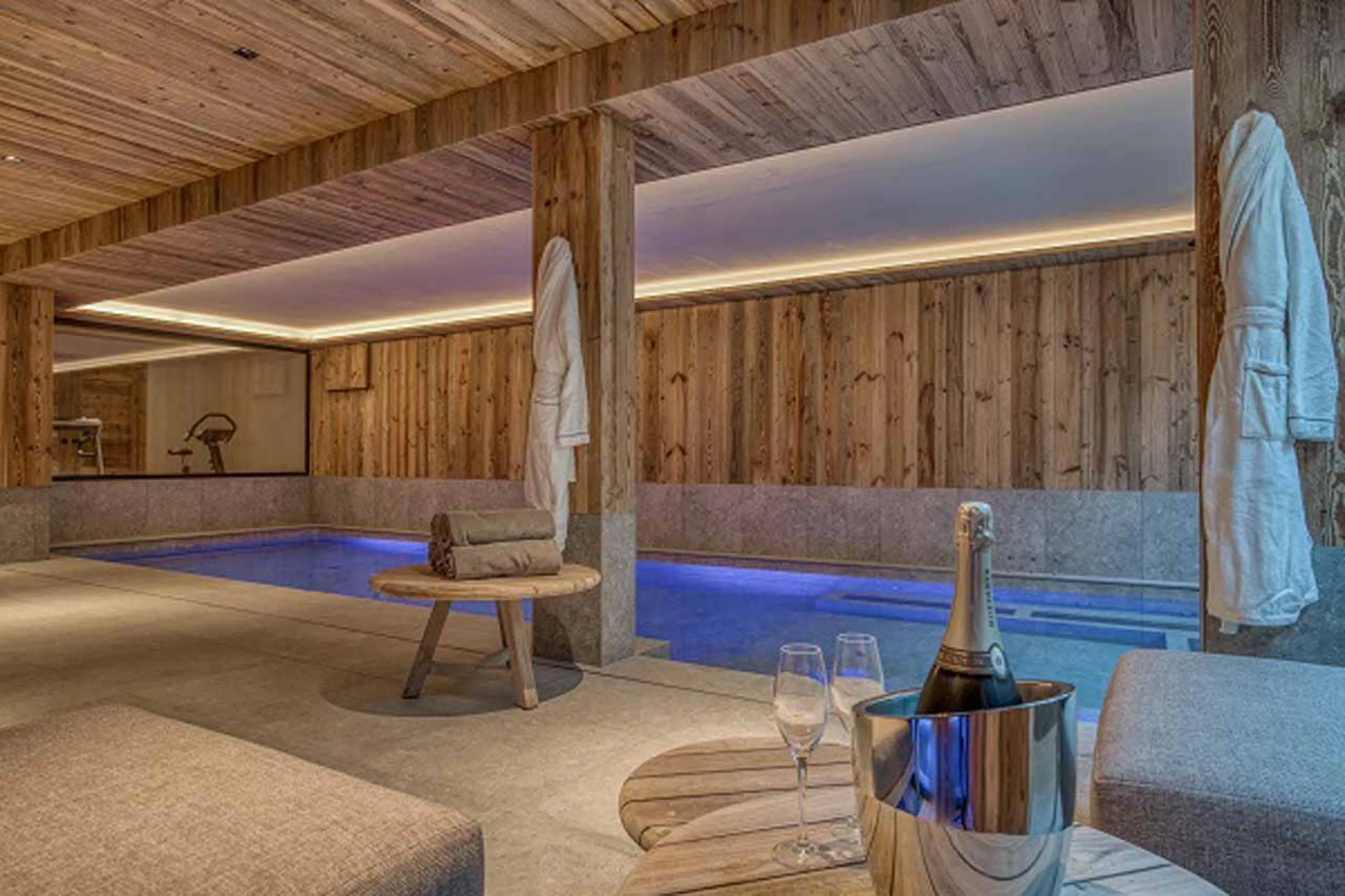 Spa with indoor pool at Chalet 141 in Megeve