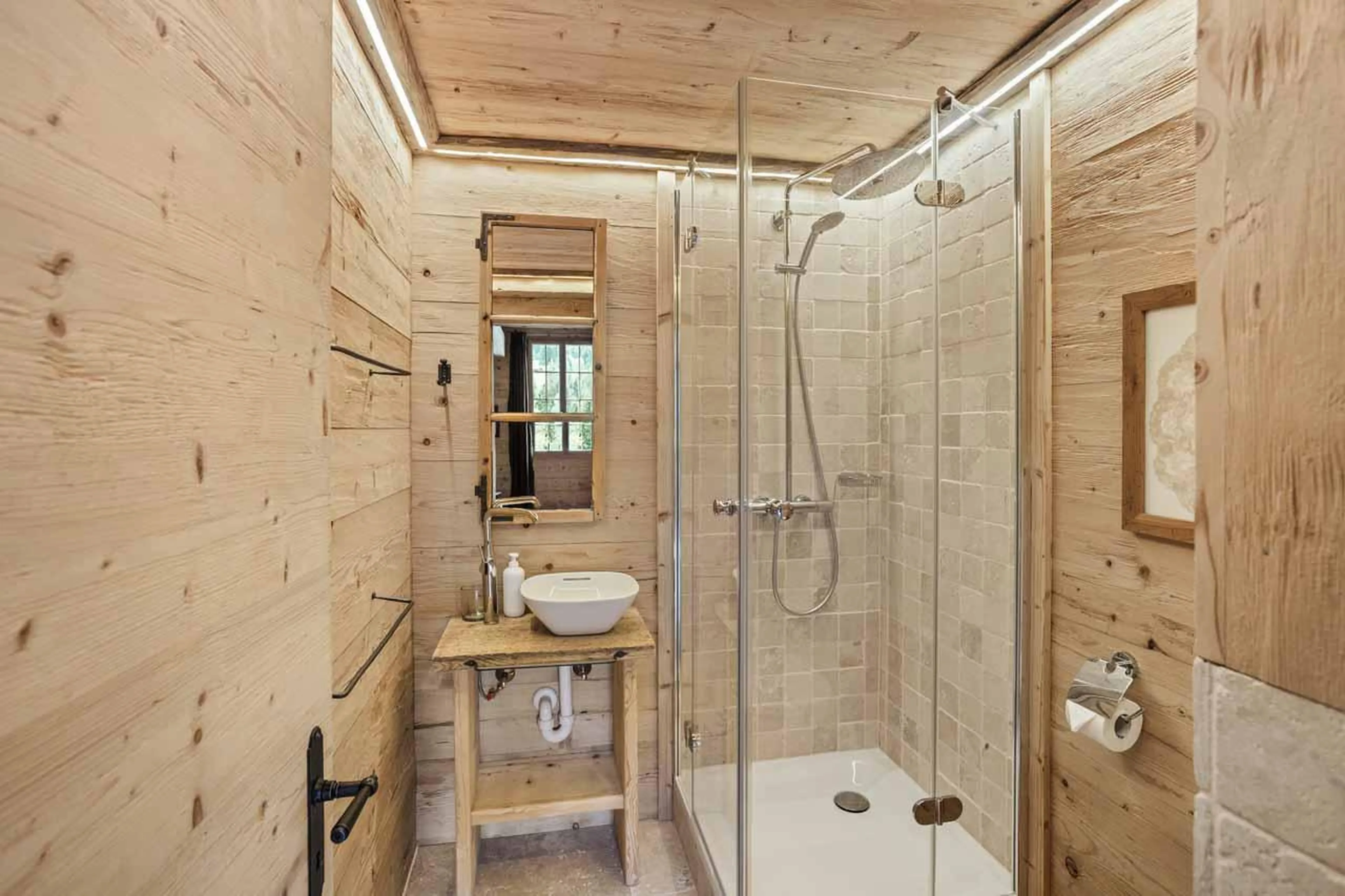 En-suite shower room in Chalet 1808, Gstaad