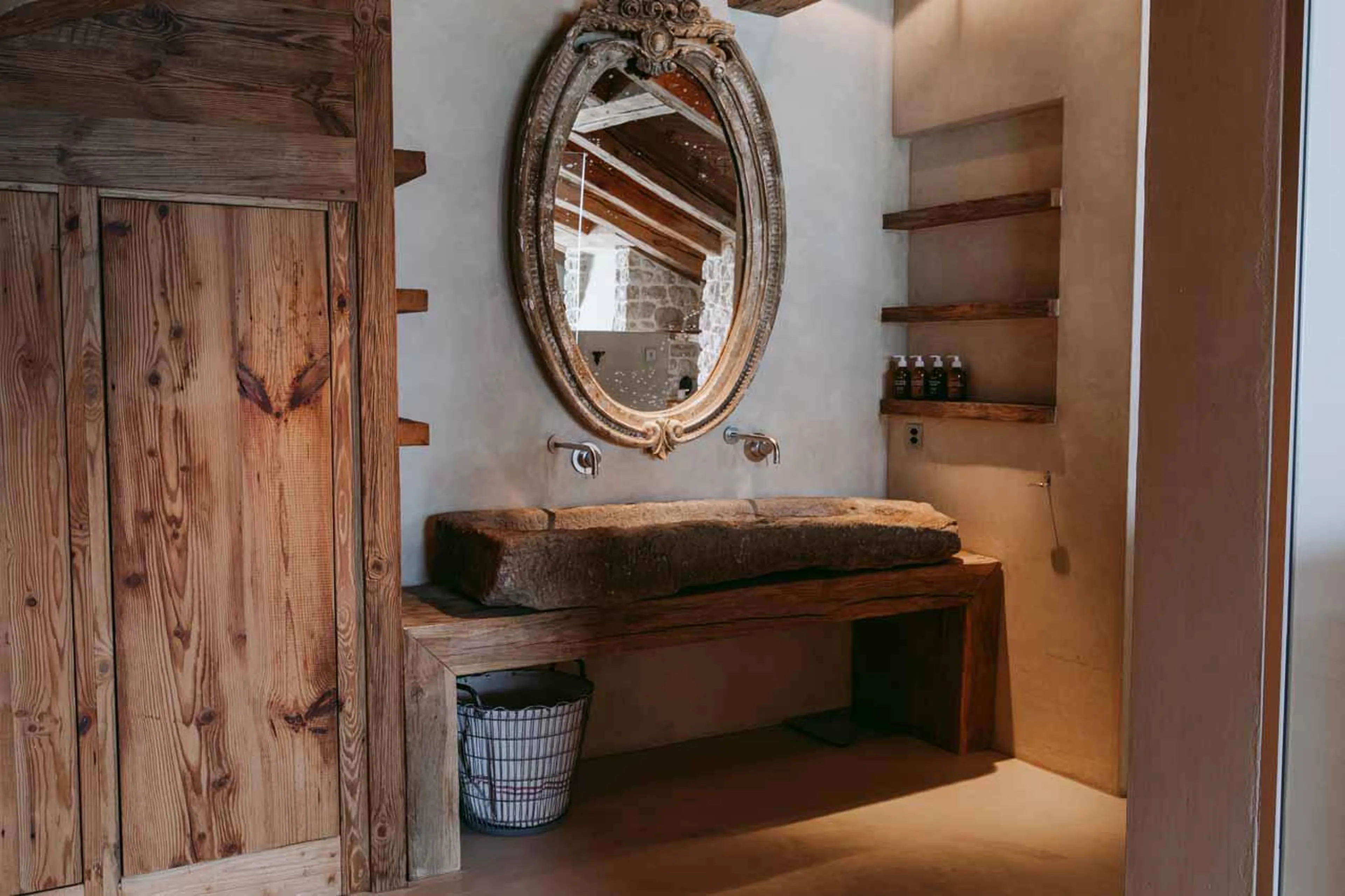 Master bedroom ensuite in Chalet 1936 in Verbier