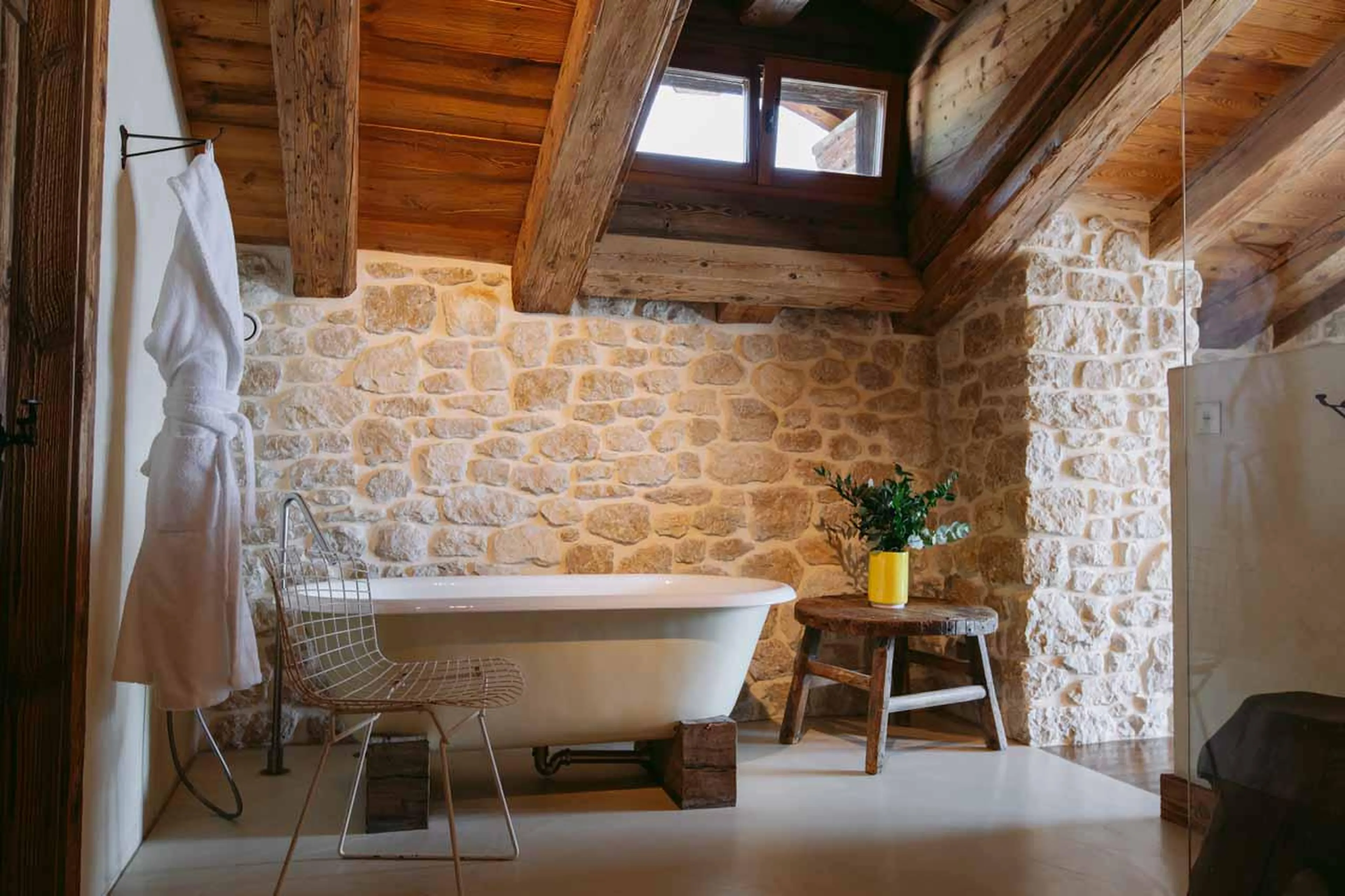 Master bathroom at Chalet 1936 in Verbier