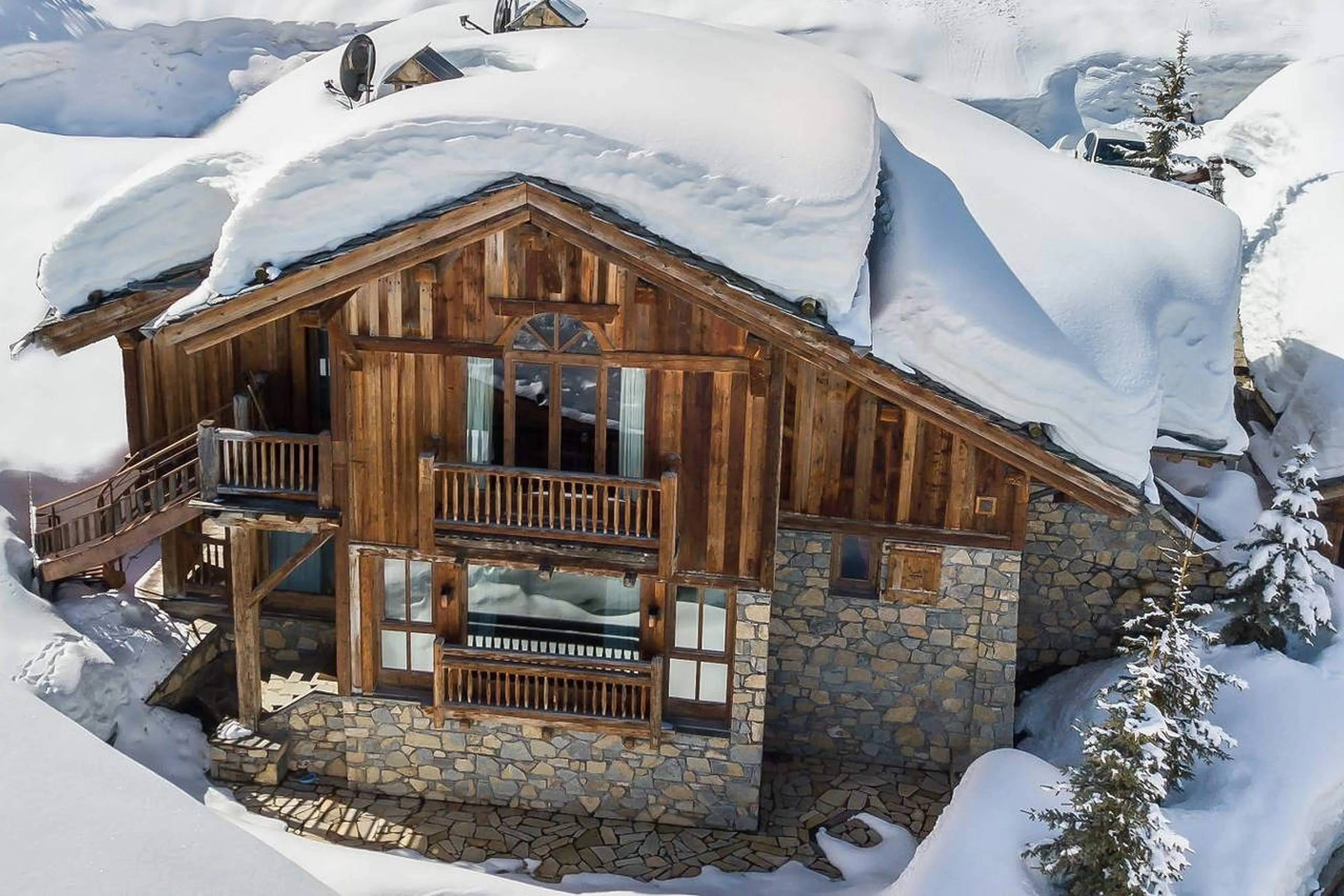 Exterior of Chalet 3 Soeurs in Courchevel 1850