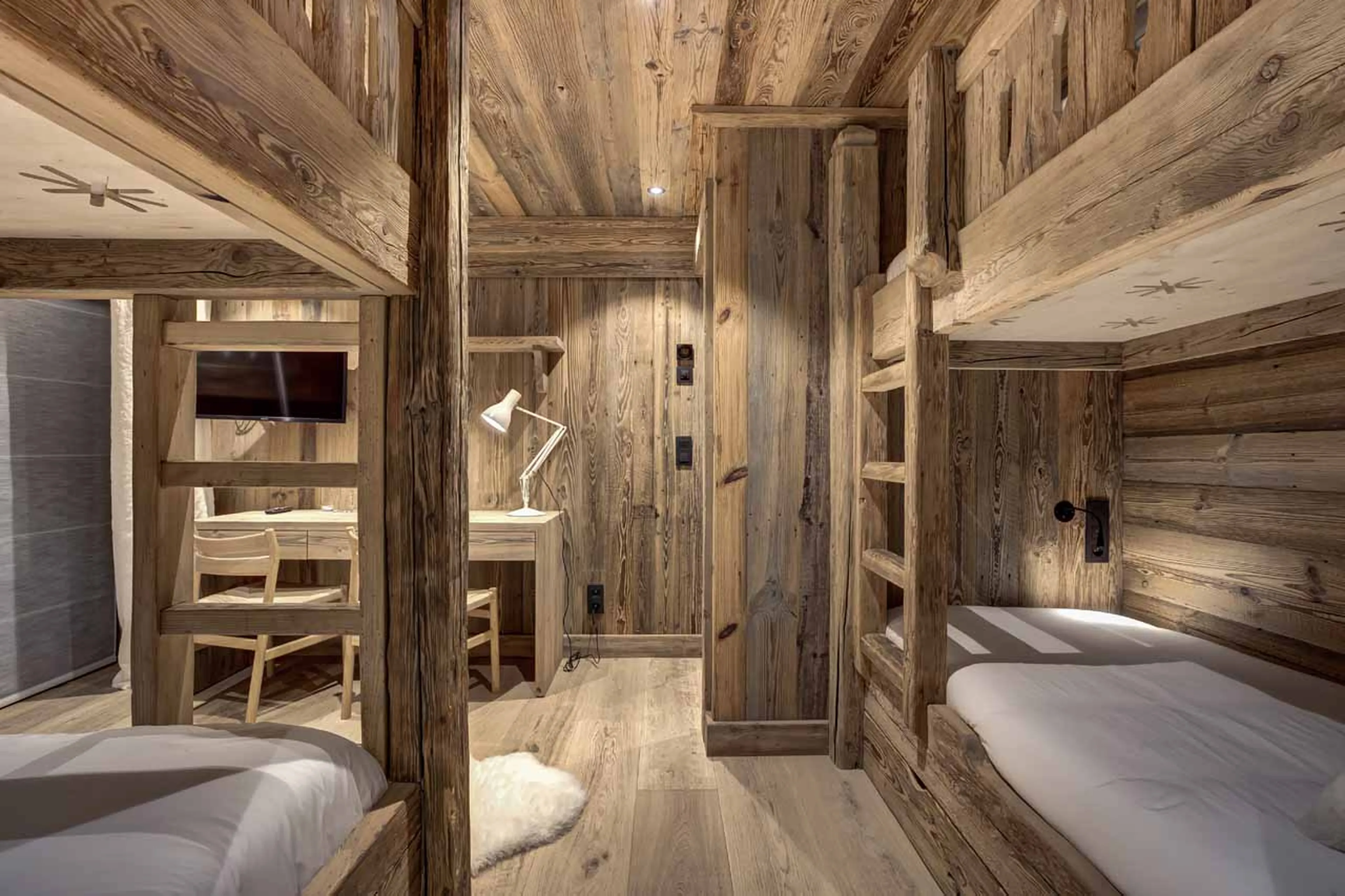 Bunk beds at Chalet Alaska in Chamonix