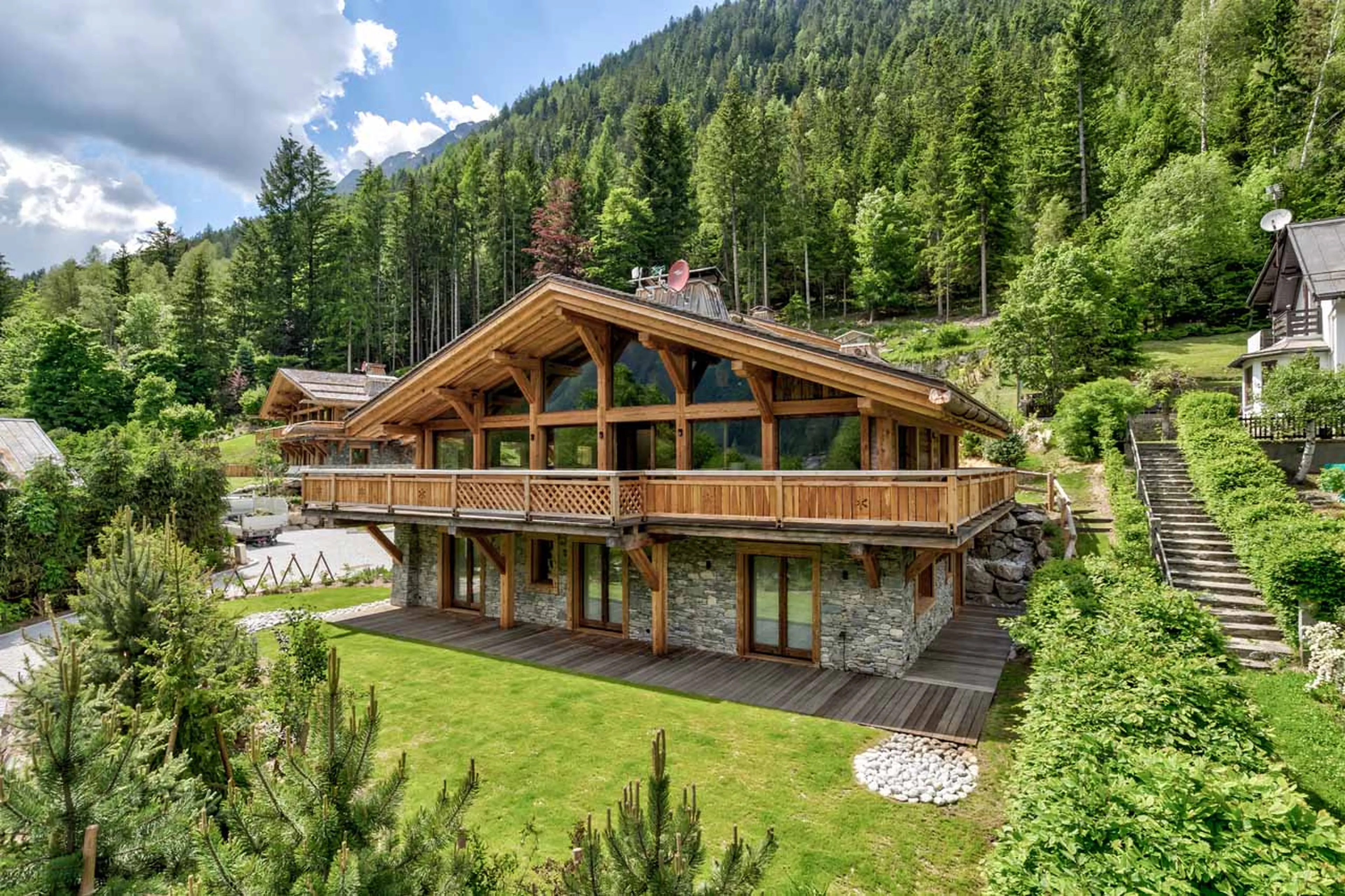 Exterior of Chalet Alaska in Chamonix in summer