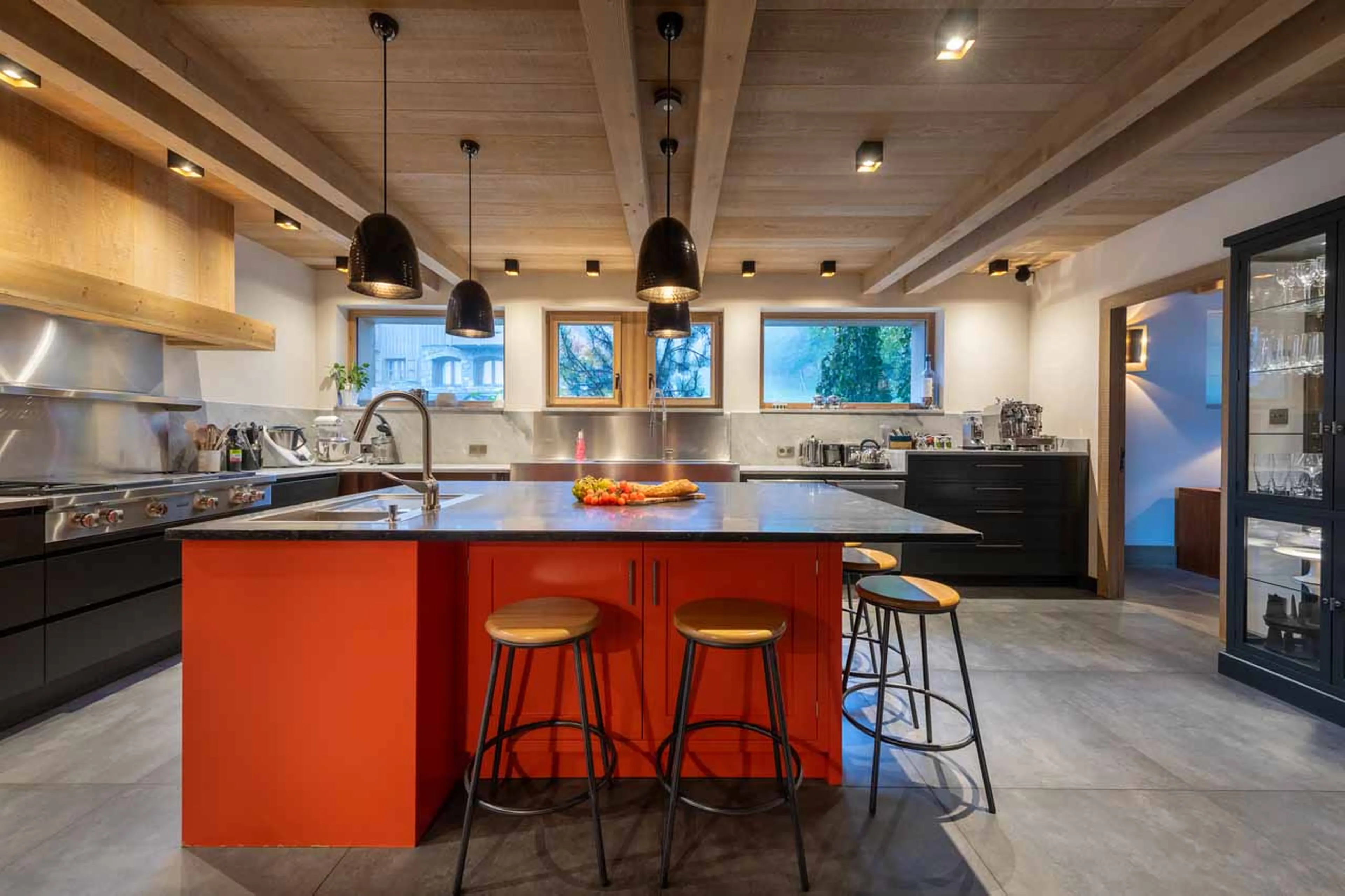 Separate kitchen at Chalet Alpaca in Meribel