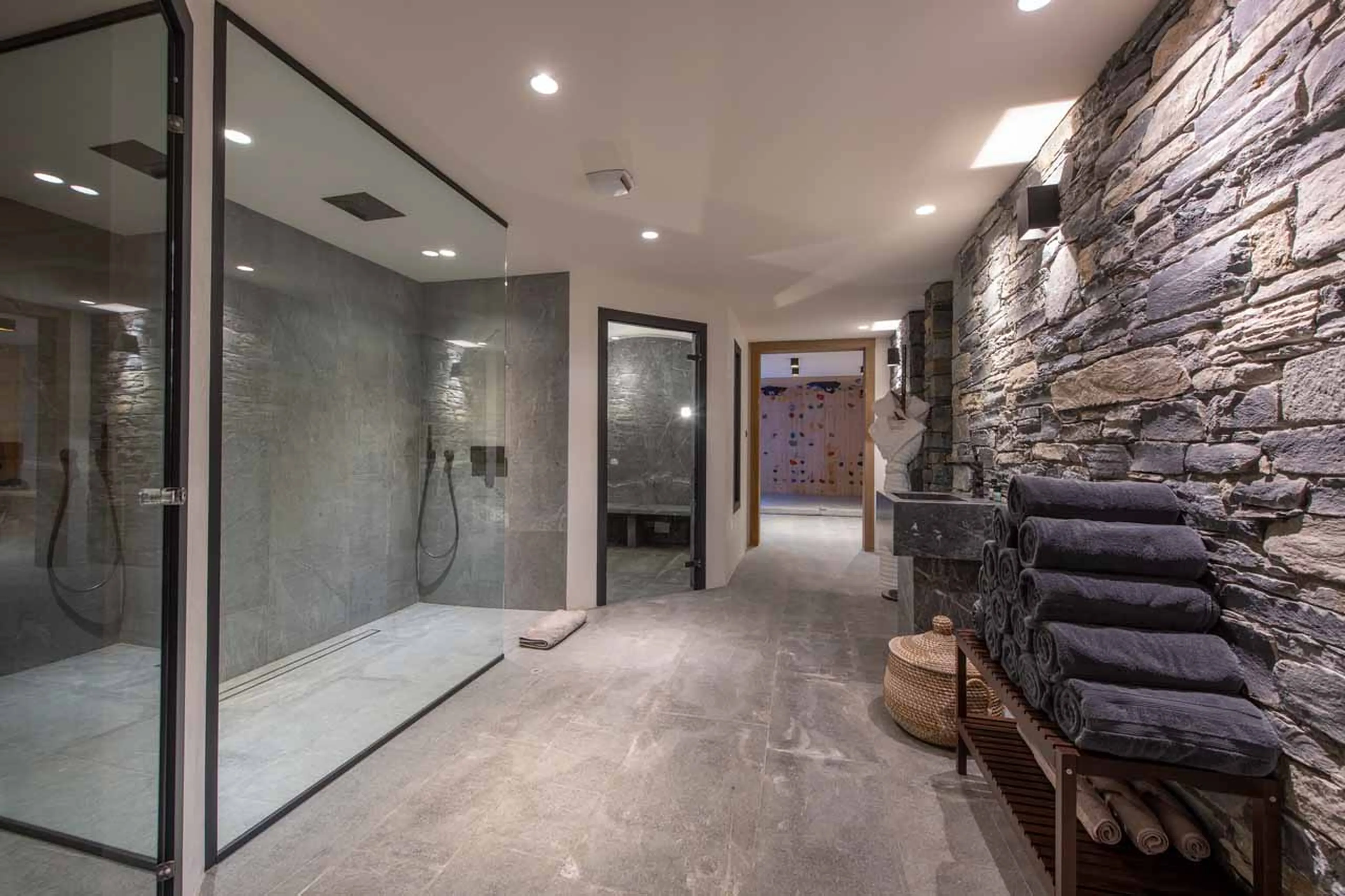 Rain shower at Chalet Alpaca in Meribel