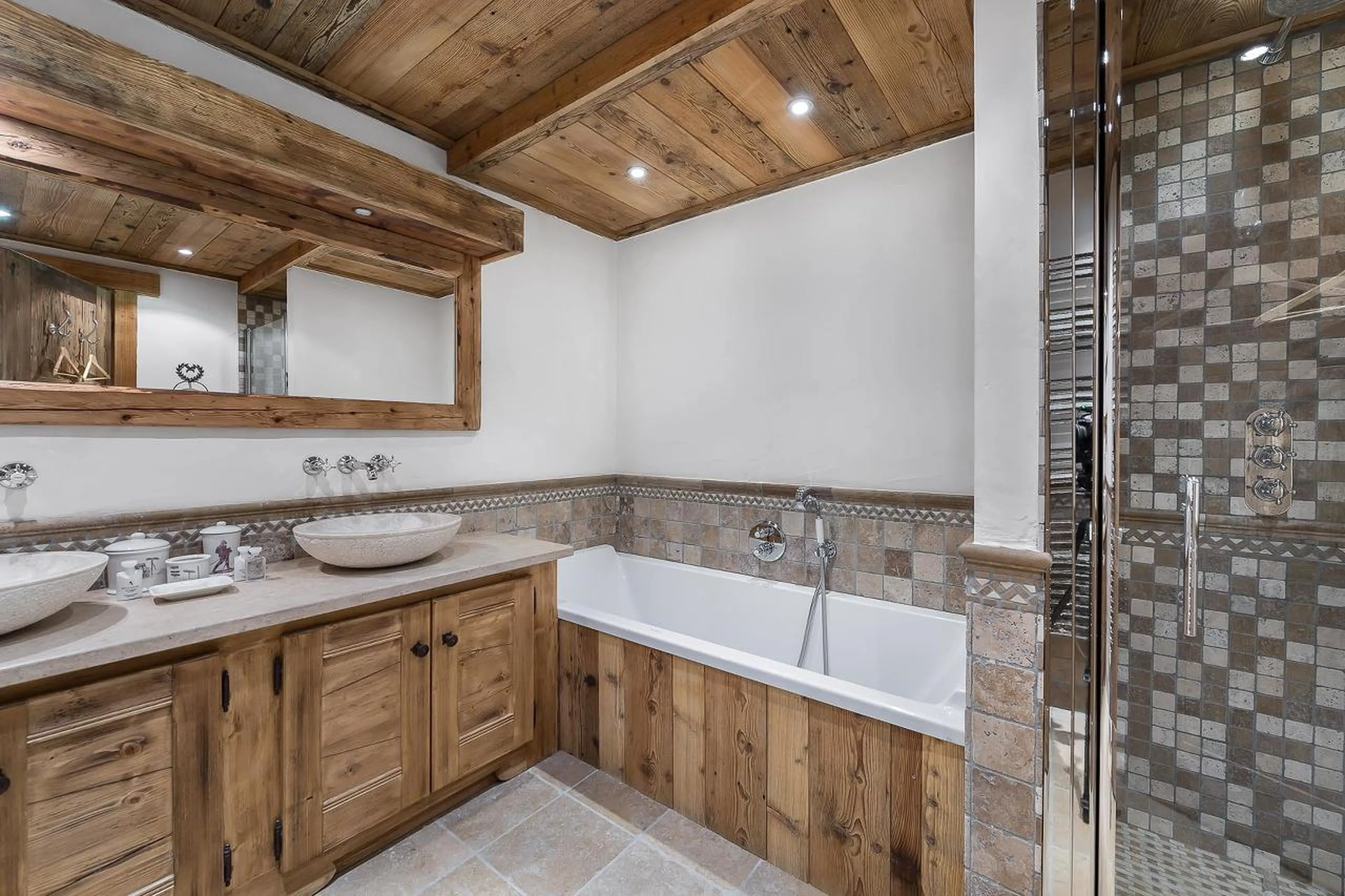Bathroom one at Chalet Alpette in Courchevel 1550
